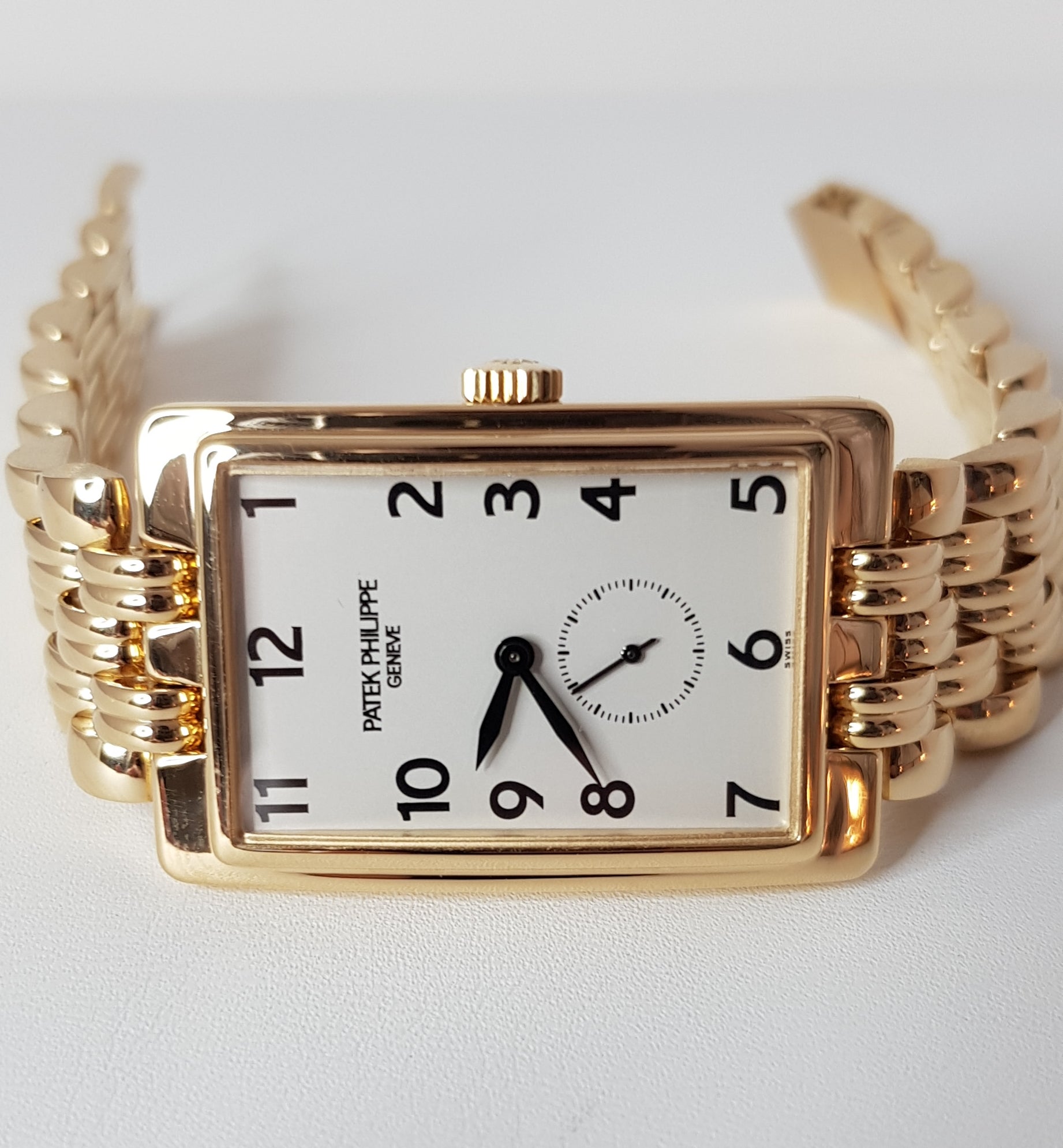 Patek Philippe Gondolo 18K Yellow Gold Unisex Watch