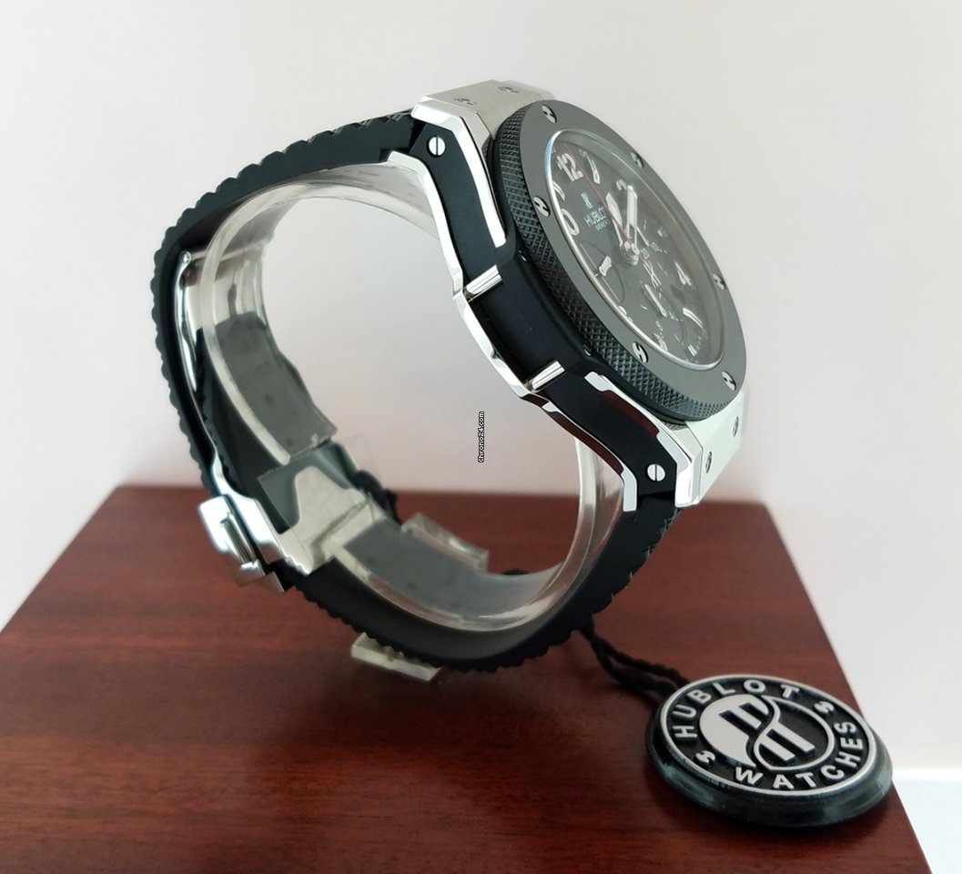 Hublot Big Bang Stainless Steel Carbon Rubber Chronograph Automatic Men’s Watch