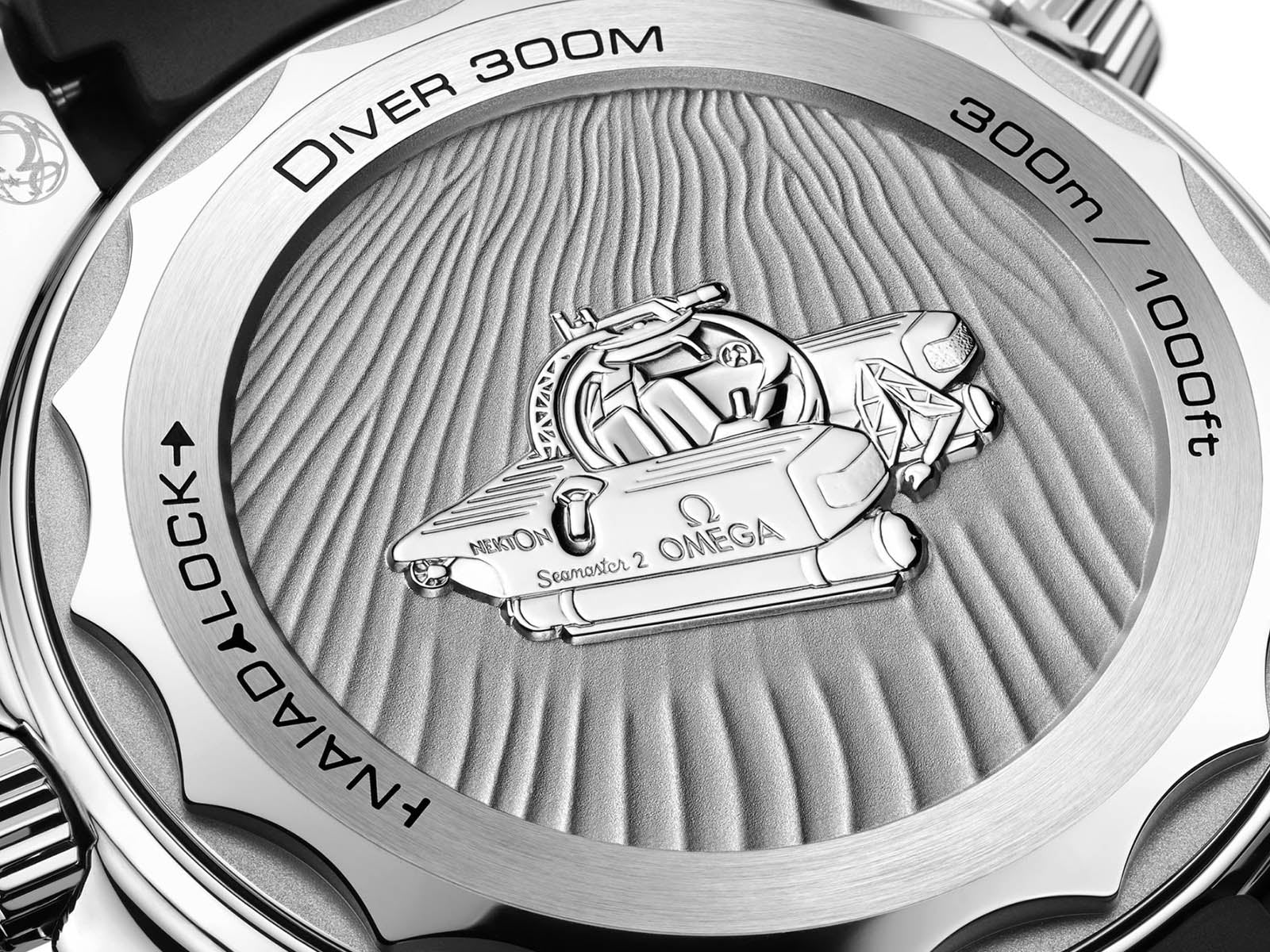 Omega Seamaster Diver Chronometer Stainless steel &amp; Titanium Men's Watch - Premium Luxury Product