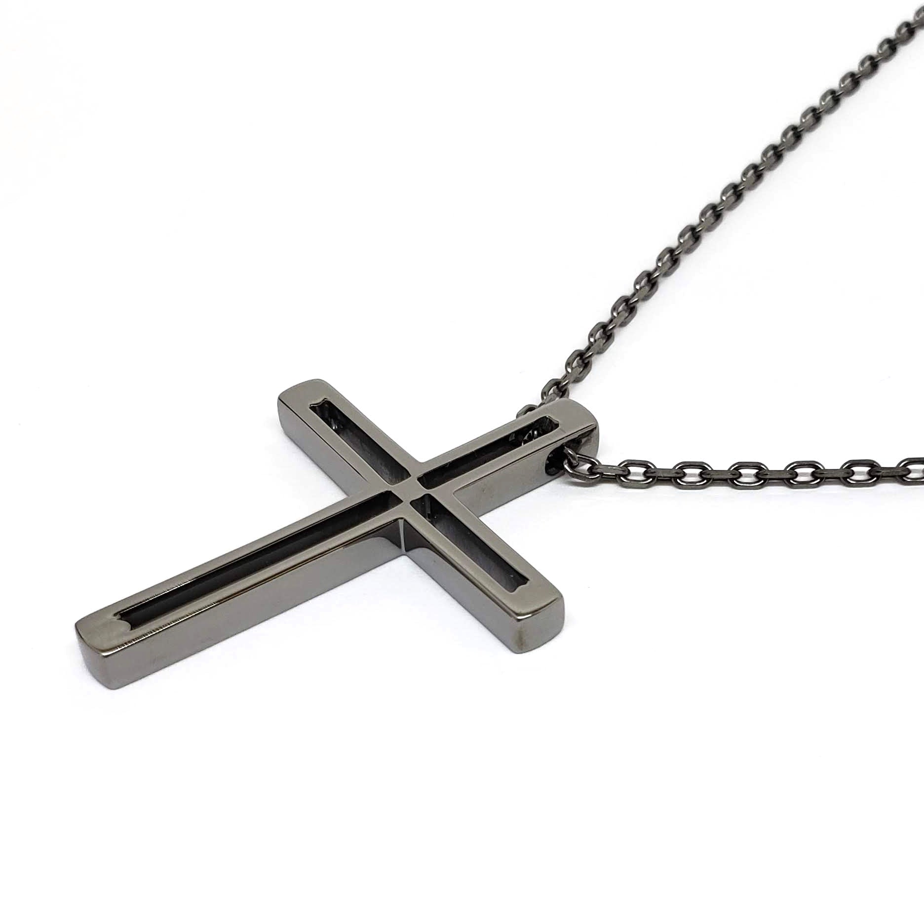 Damiani Black Cross Pendant With 18K Gold And Diamonds