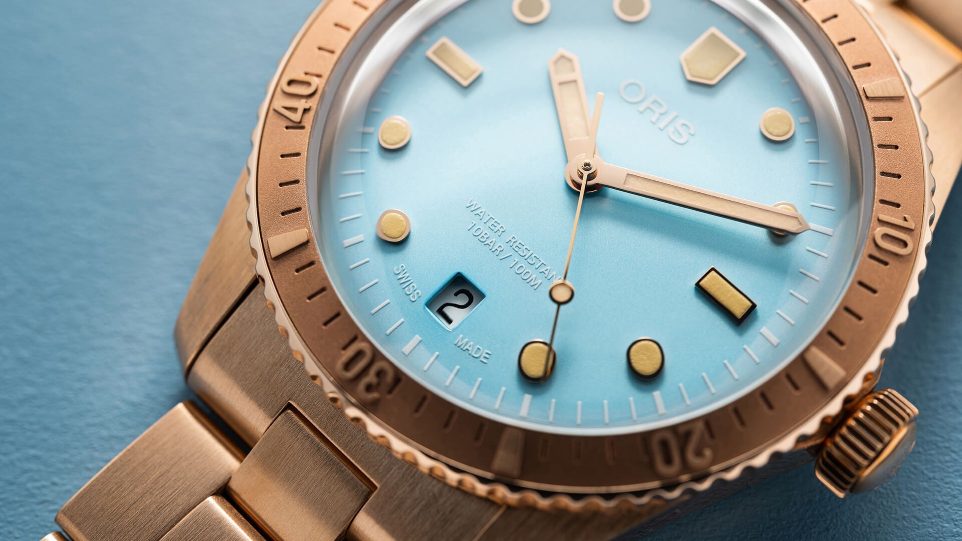 Divers Sixty-Five 01 733 7771 3157-07 5 19 04BR