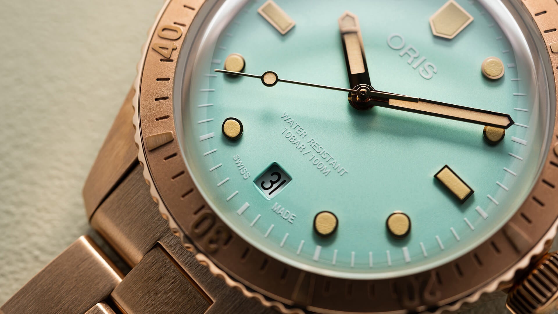 Divers Sixty-Five 01 733 7771 3157-07 5 19 04BR - Premium Luxury Product