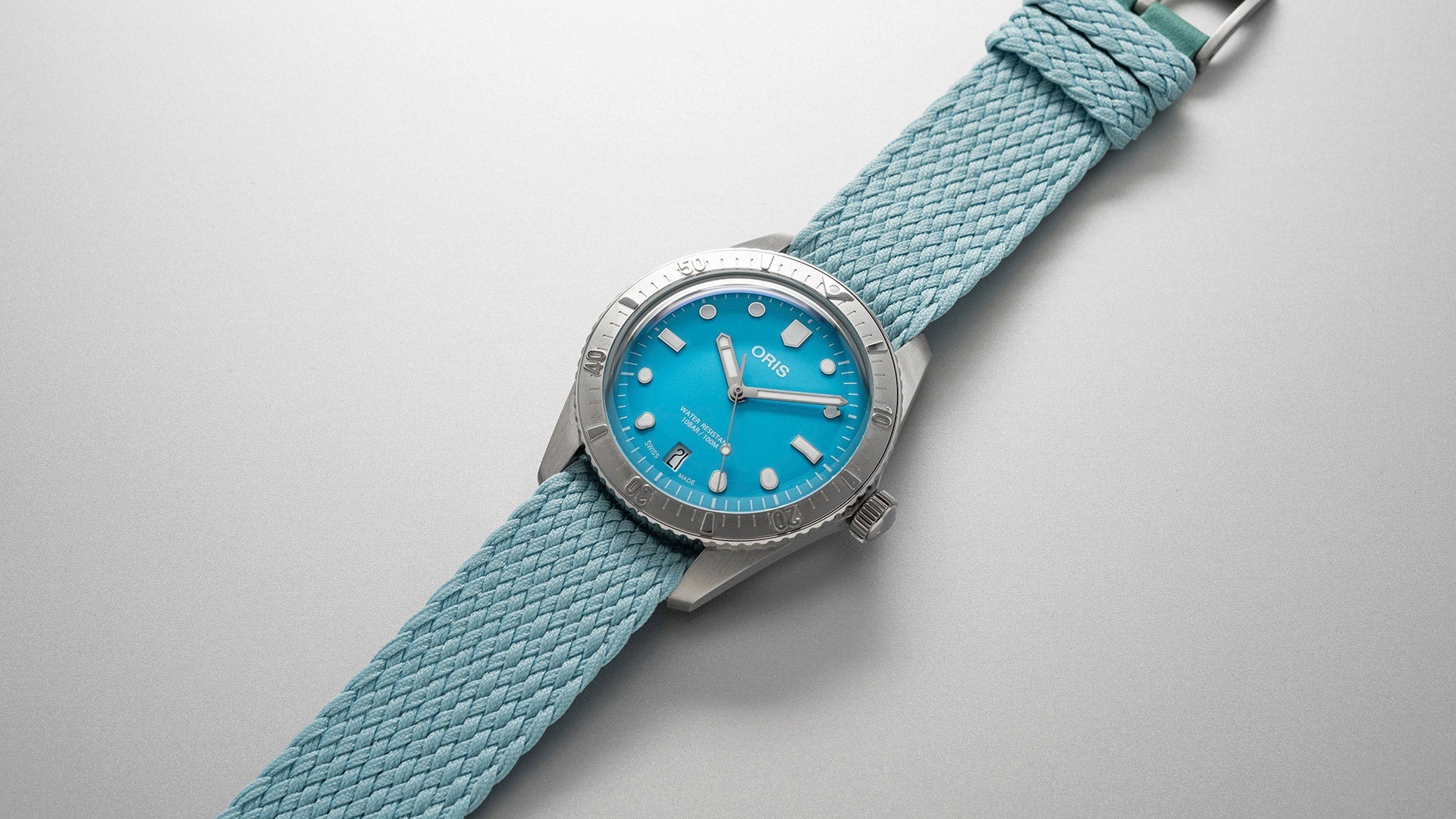 Divers Sixty-Five 01 733 7771 4055-07 3 19 02S - Premium Luxury Product