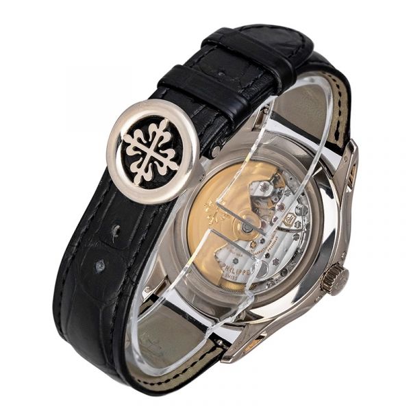 Patek Philippe Annual Calendar Chronograph 18K White Gold Men`s Watch