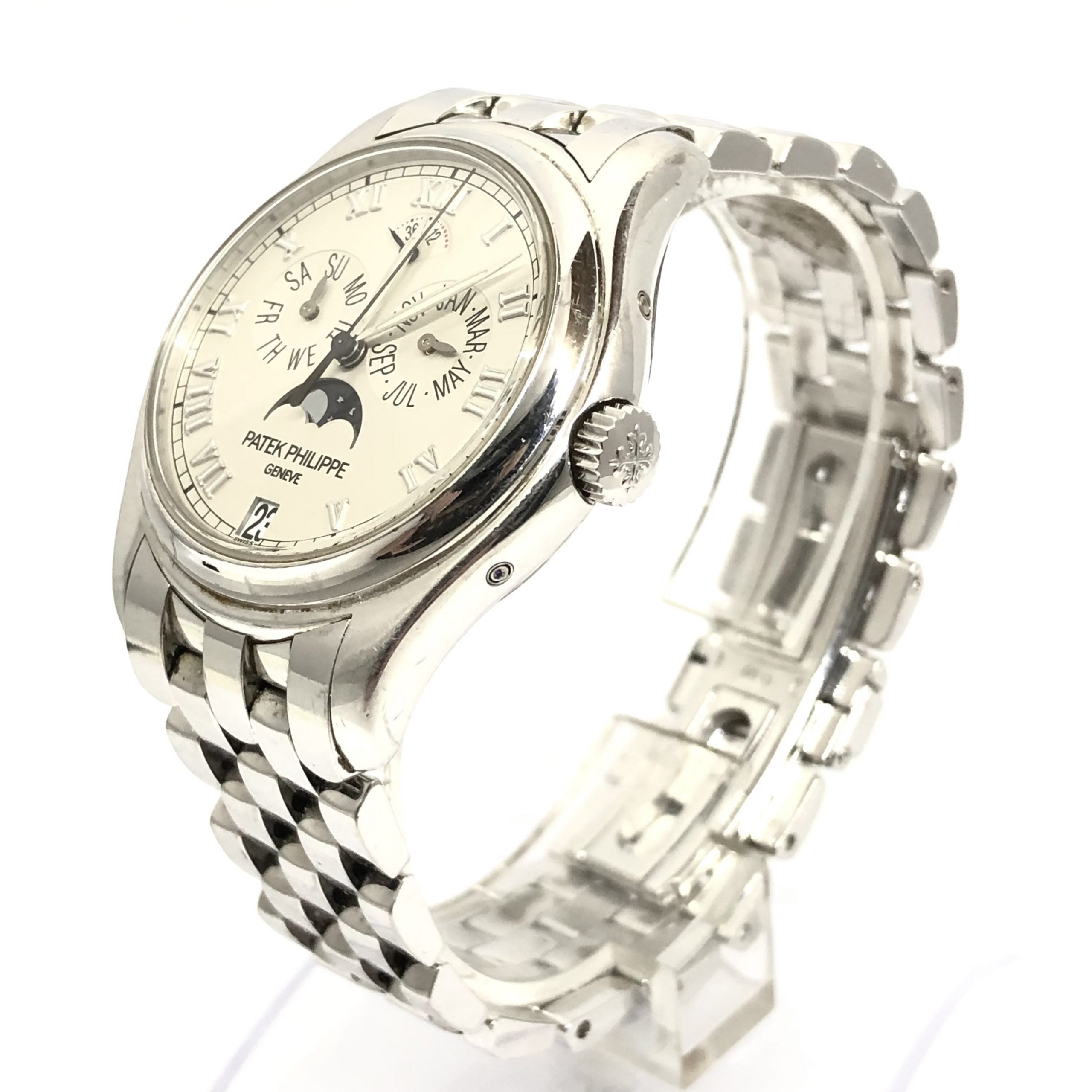 Patek Philippe Annual Calendar 18K White Gold Watch