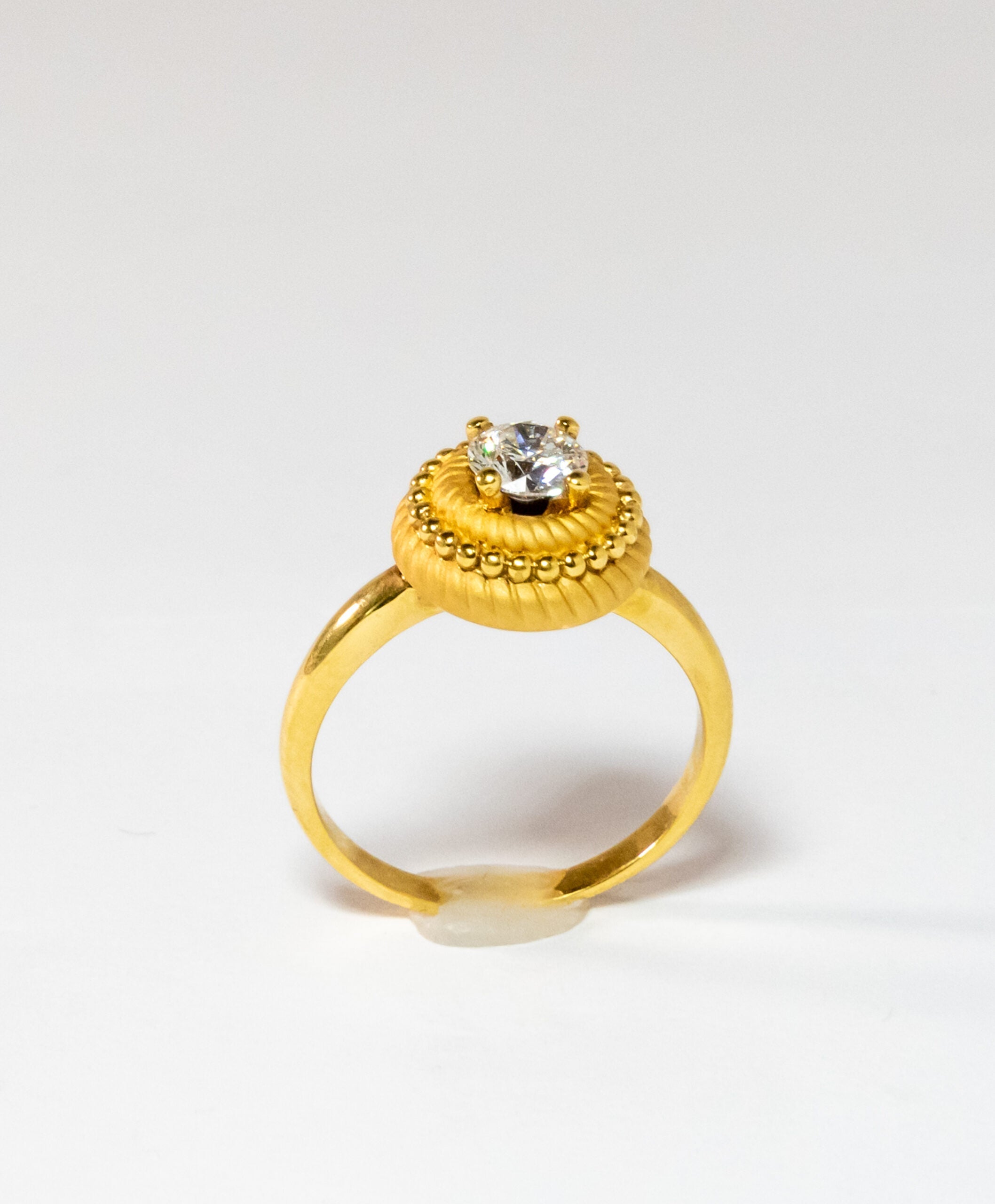 Carrera Y Carrera Pasodoble 18K Yellow Gold Diamond Ring - Premium Luxury Product