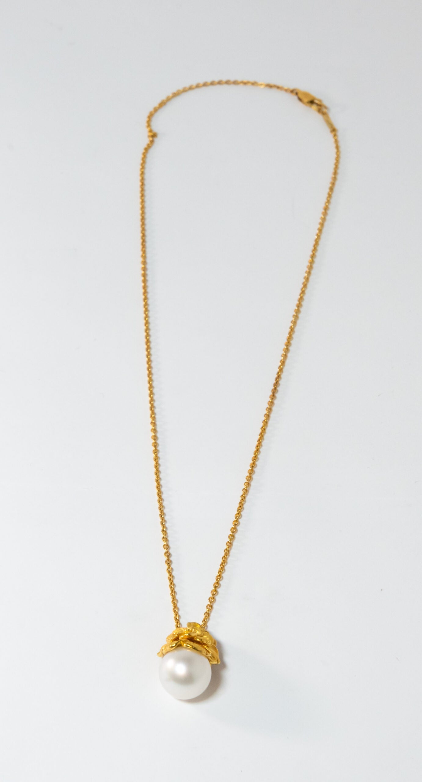 Carrera Y Carrera Gardenia 18K Yellow Gold & Pearl Pendant