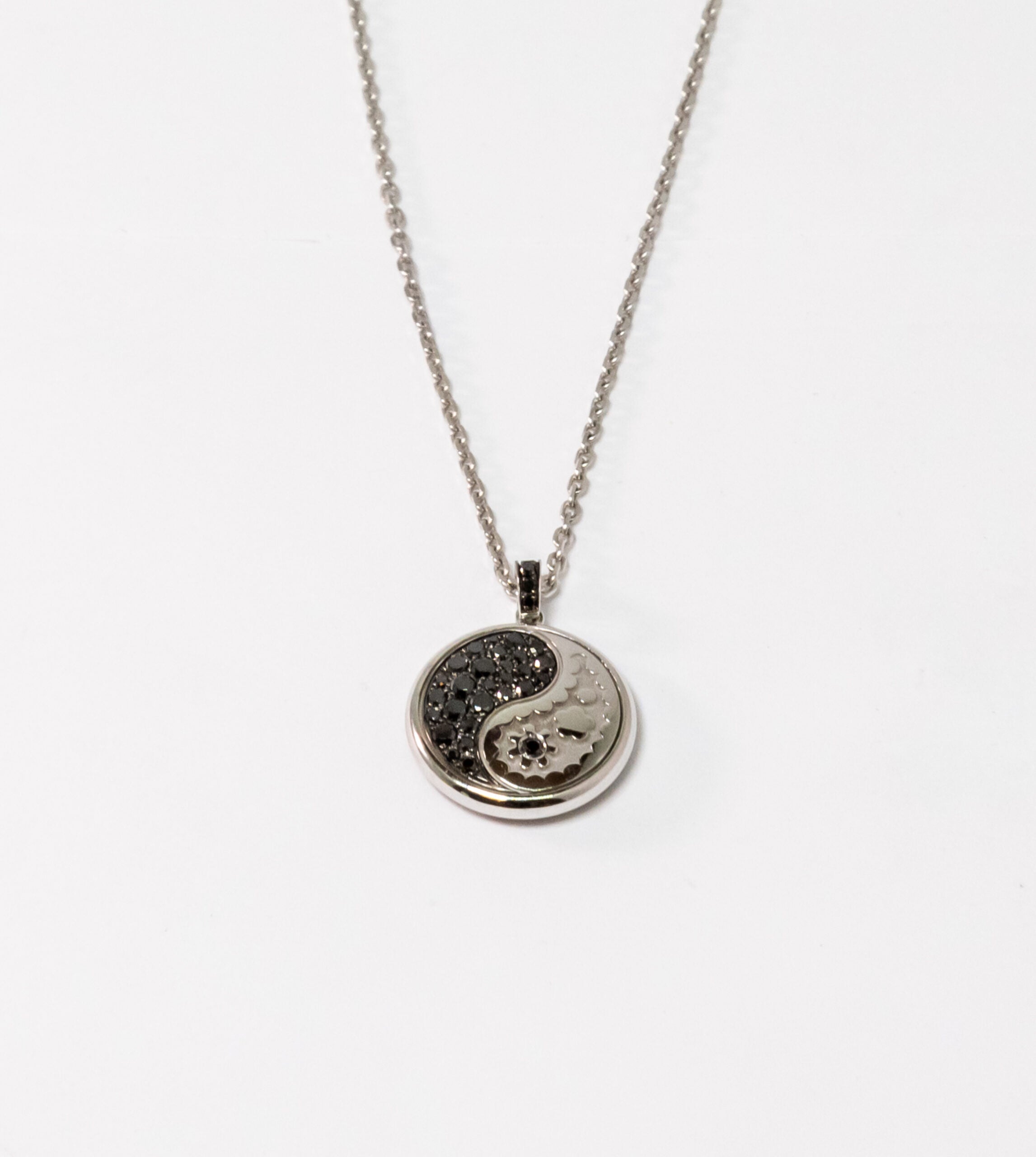 Carrera Y Carrera Aqua Reversible 18K White Gold & Diamonds Pendant - Premium Luxury Product