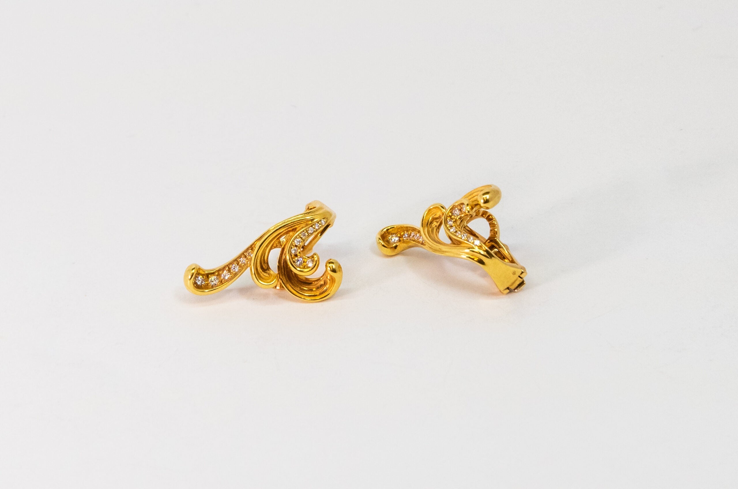 Carrera Y Carrera Origen 18K Yellow Gold and Diamonds Earring - Premium Luxury Product