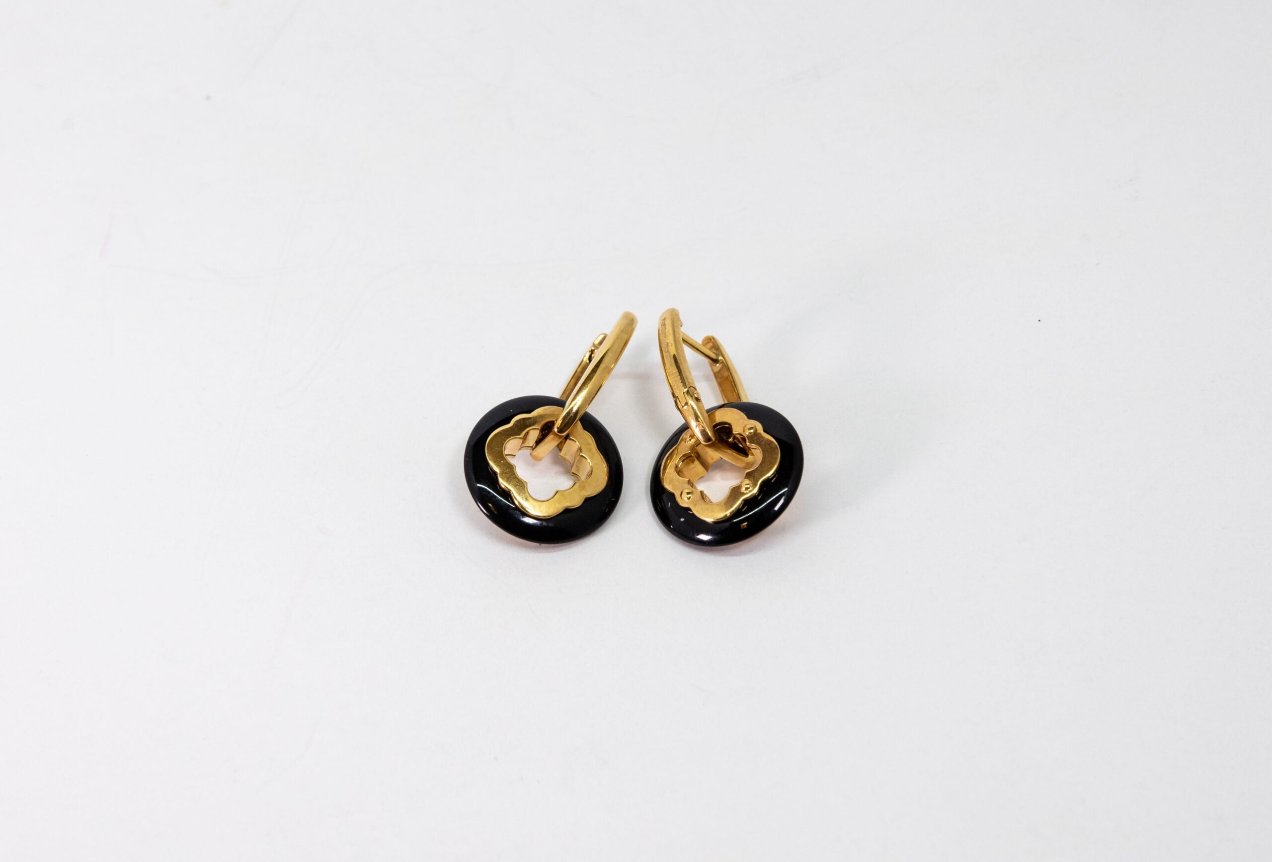 Carrera Y Carrera Granada 18K Yellow Gold Earring - Premium Luxury Product