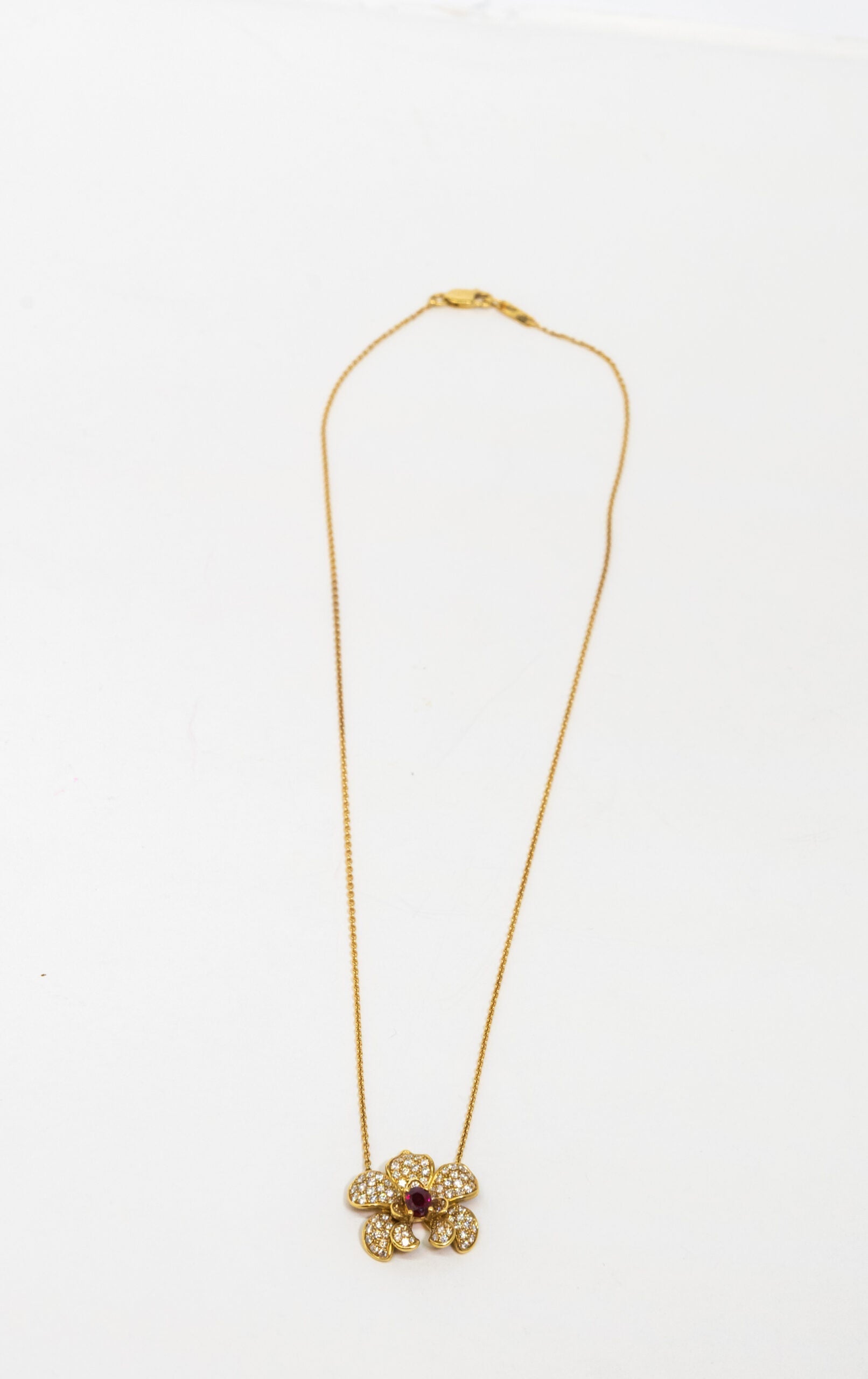 Carrera Y Carrera Orquideas 18K Yellow Gold & Ruby Pendant