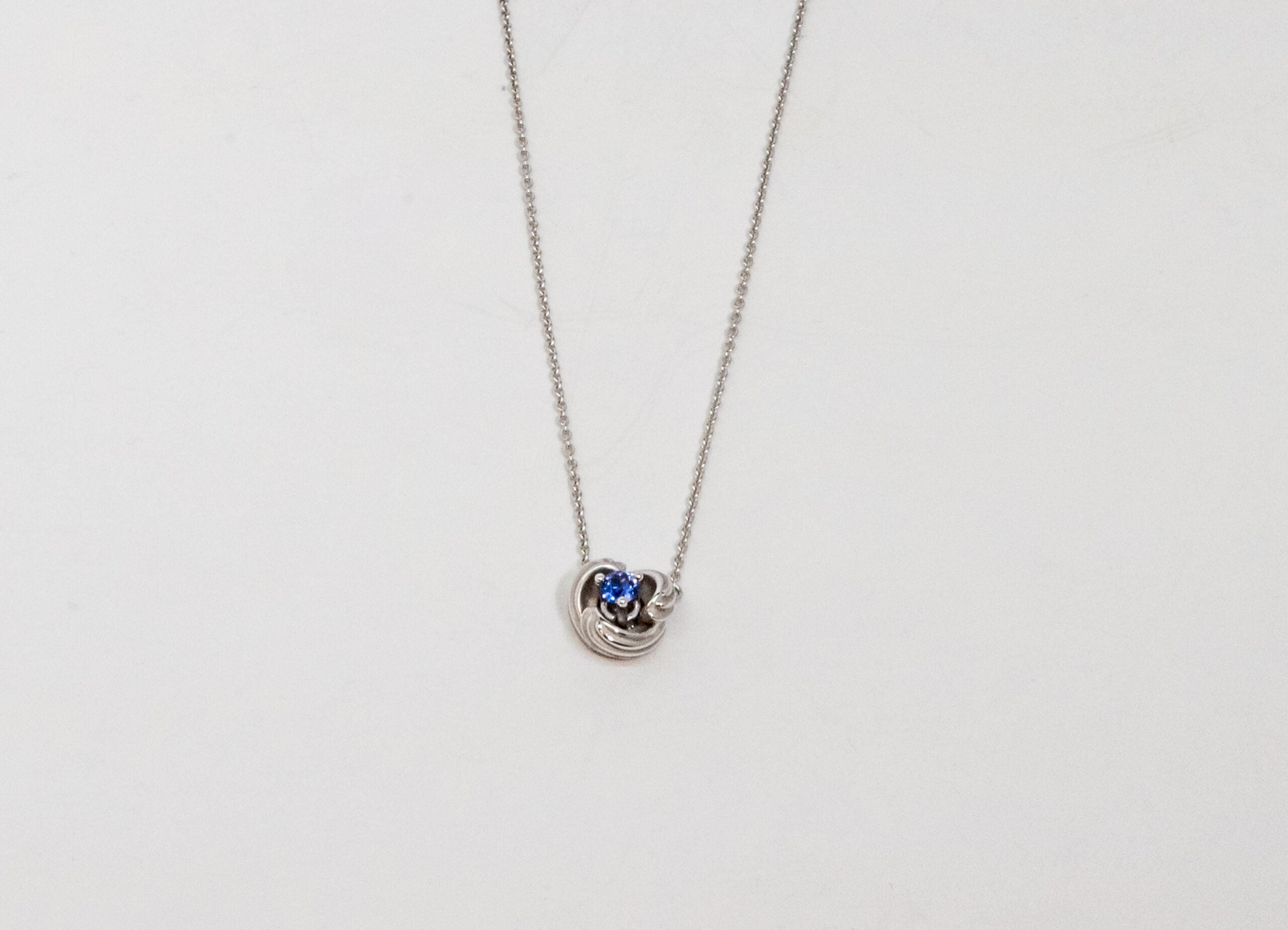 Carrera Y Carrera Origen 18K White Gold & Diamonds Pendant