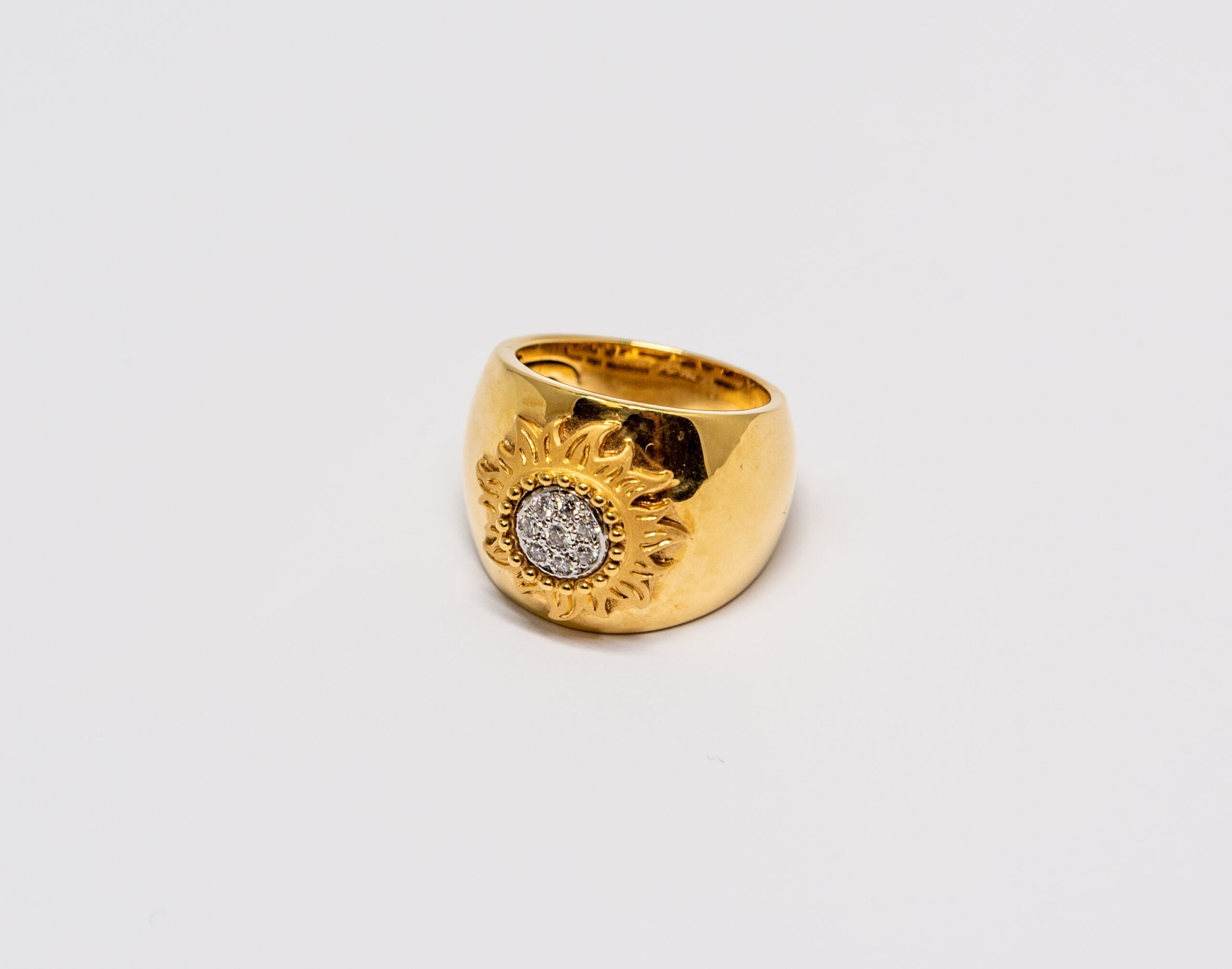 Carrera Y Carrera Sol Y Somb 18K Yellow Gold and Diamonds Ring - Premium Luxury Product