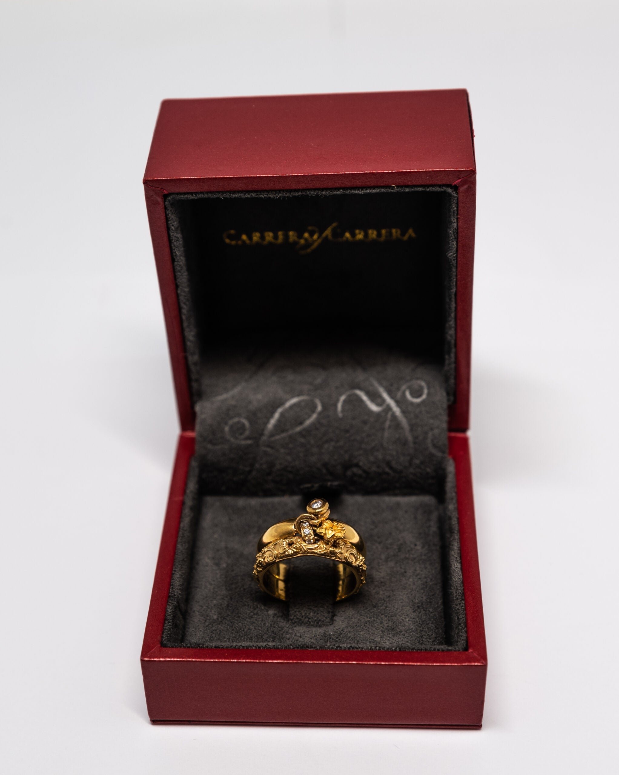 Carrera Y Carrera Jasmin 18K Yellow Gold Ring - Premium Luxury Product