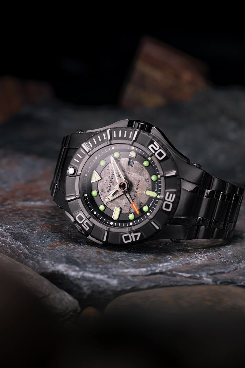 Ultra Grey - Limited Edition