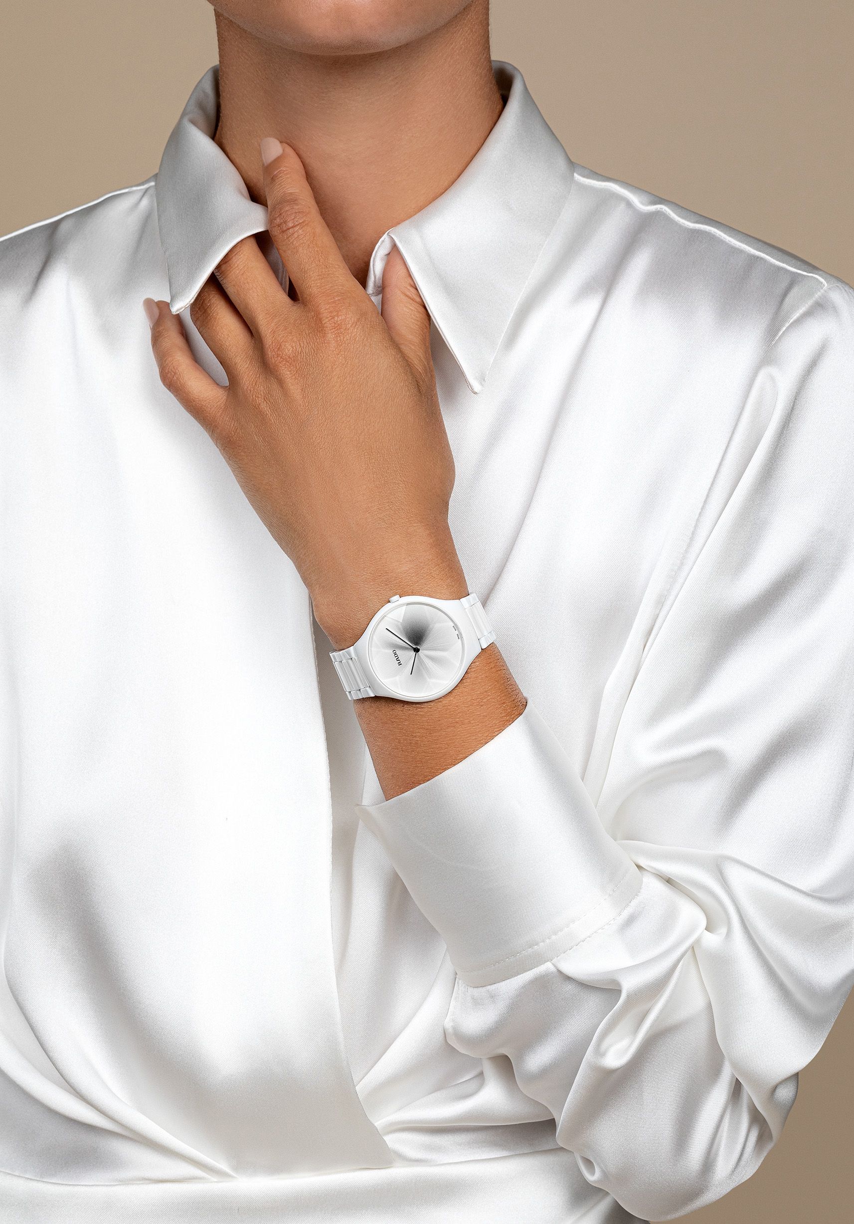 True Round Thinline x Great Gardens of the World R27007032