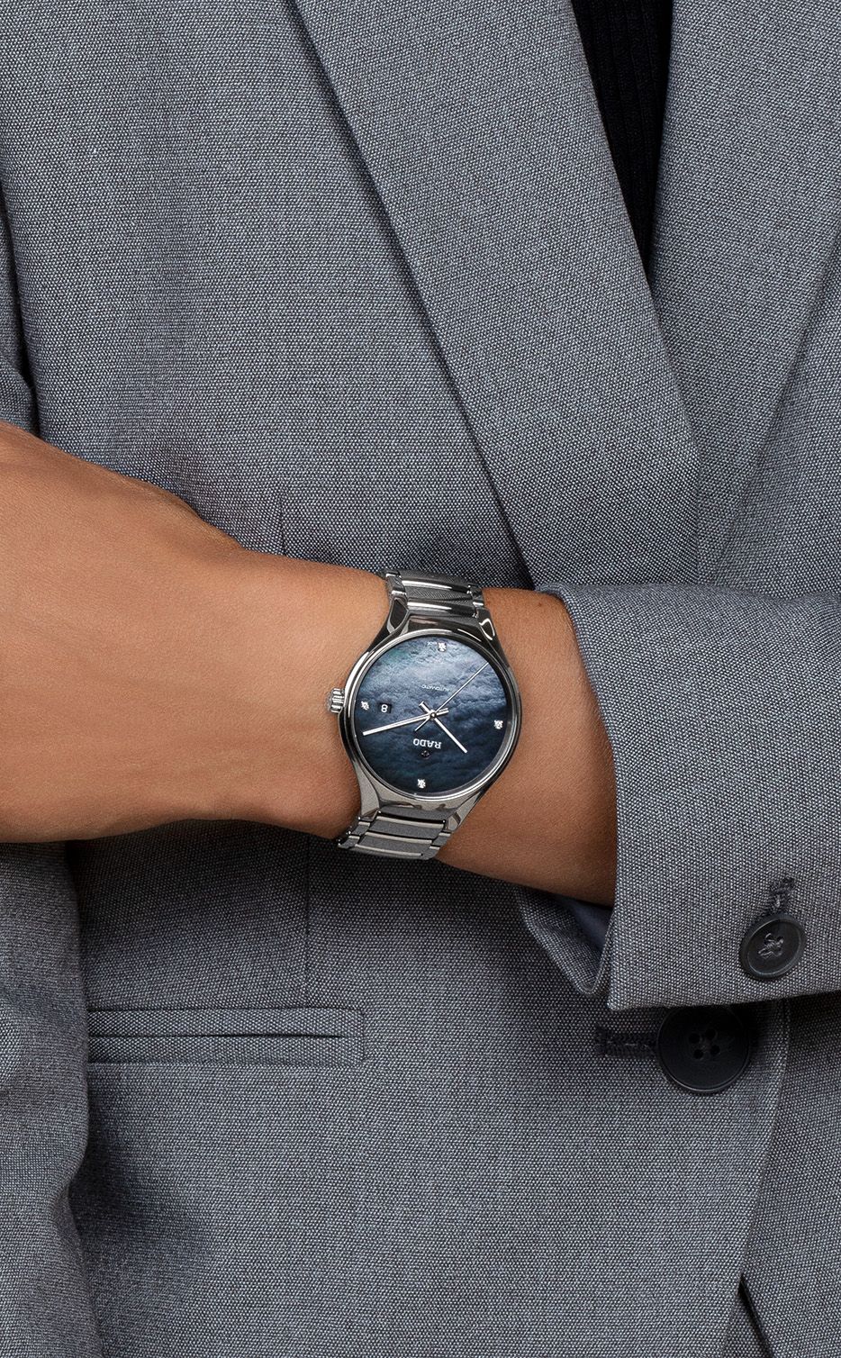 True Round Automatic Diamonds R27110872