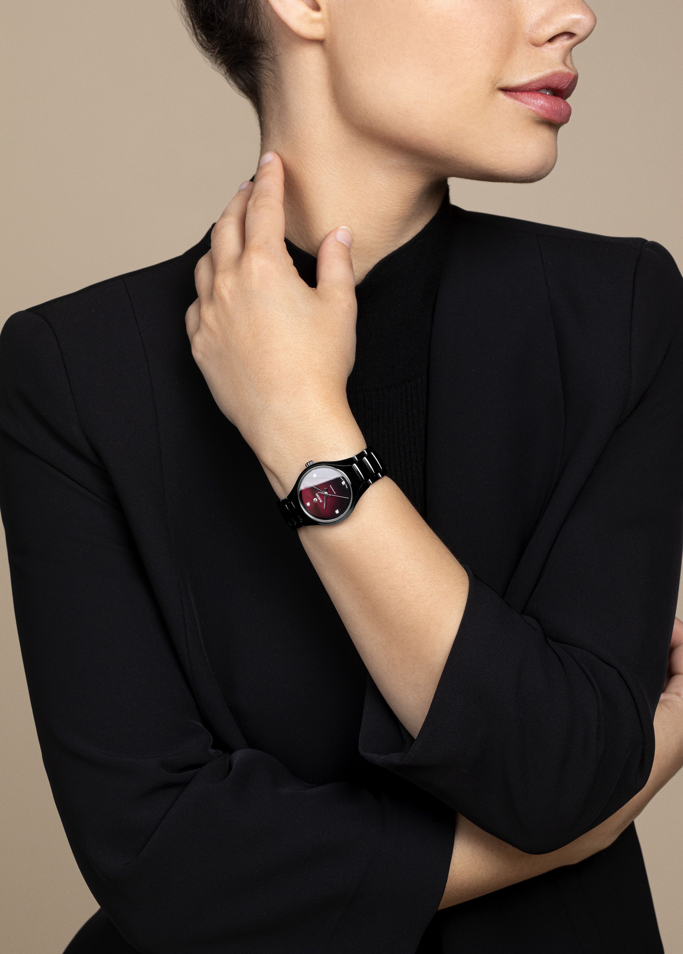 True Round Automatic Diamonds R27242742