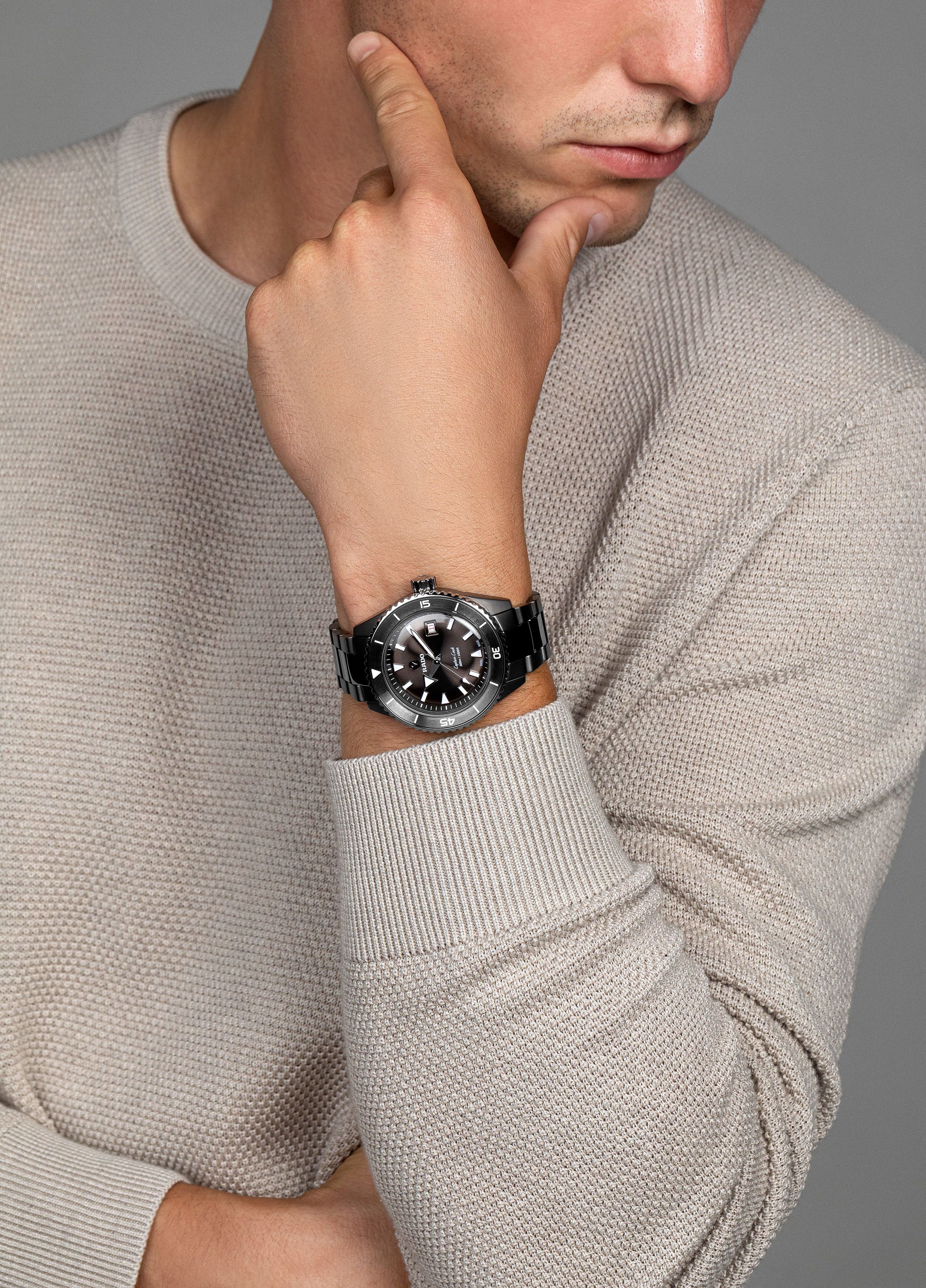 Captain Cook High-Tech Ceramic Diver R32144102