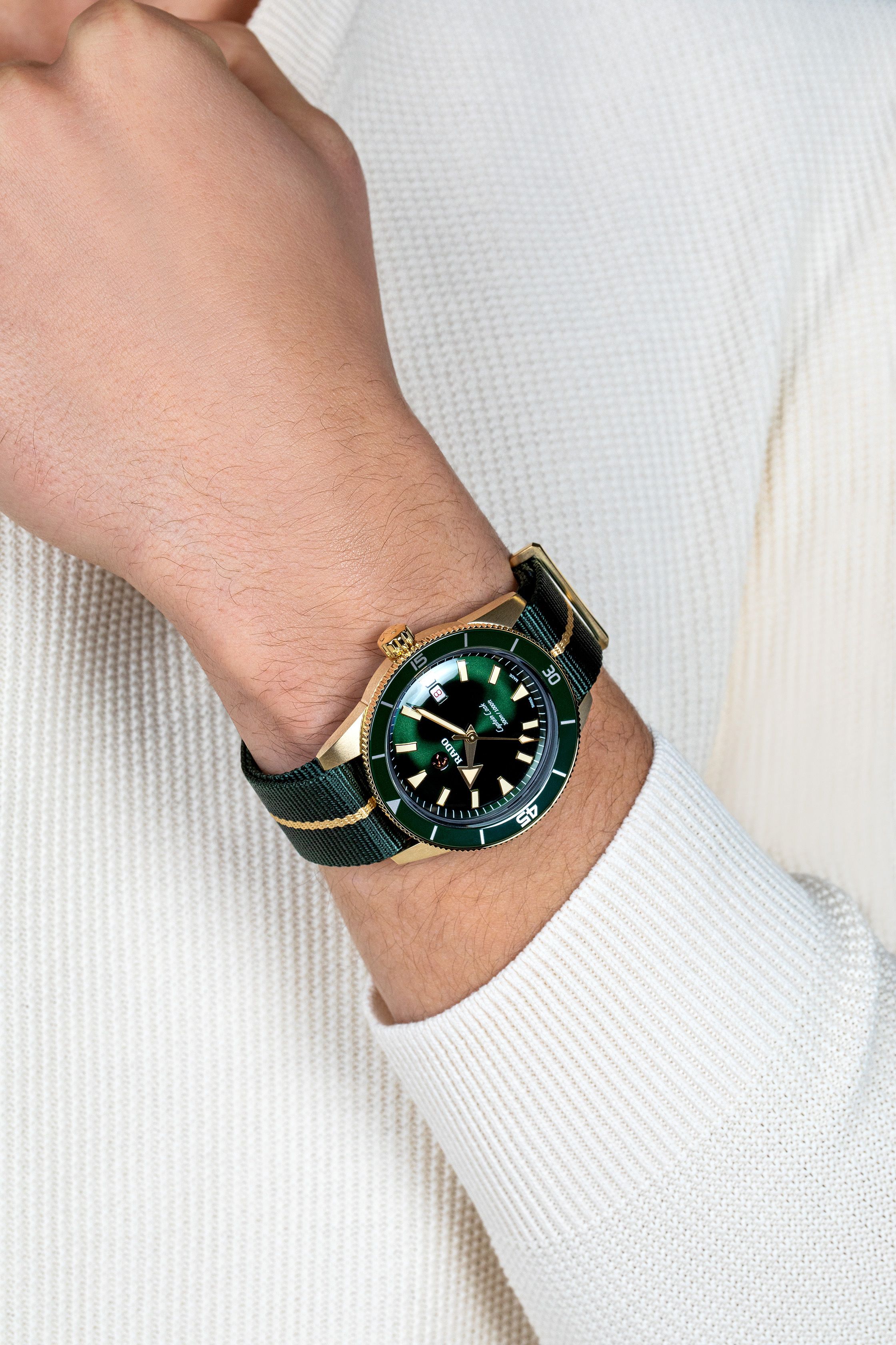 Captain Cook Automatic Bronze R32504317