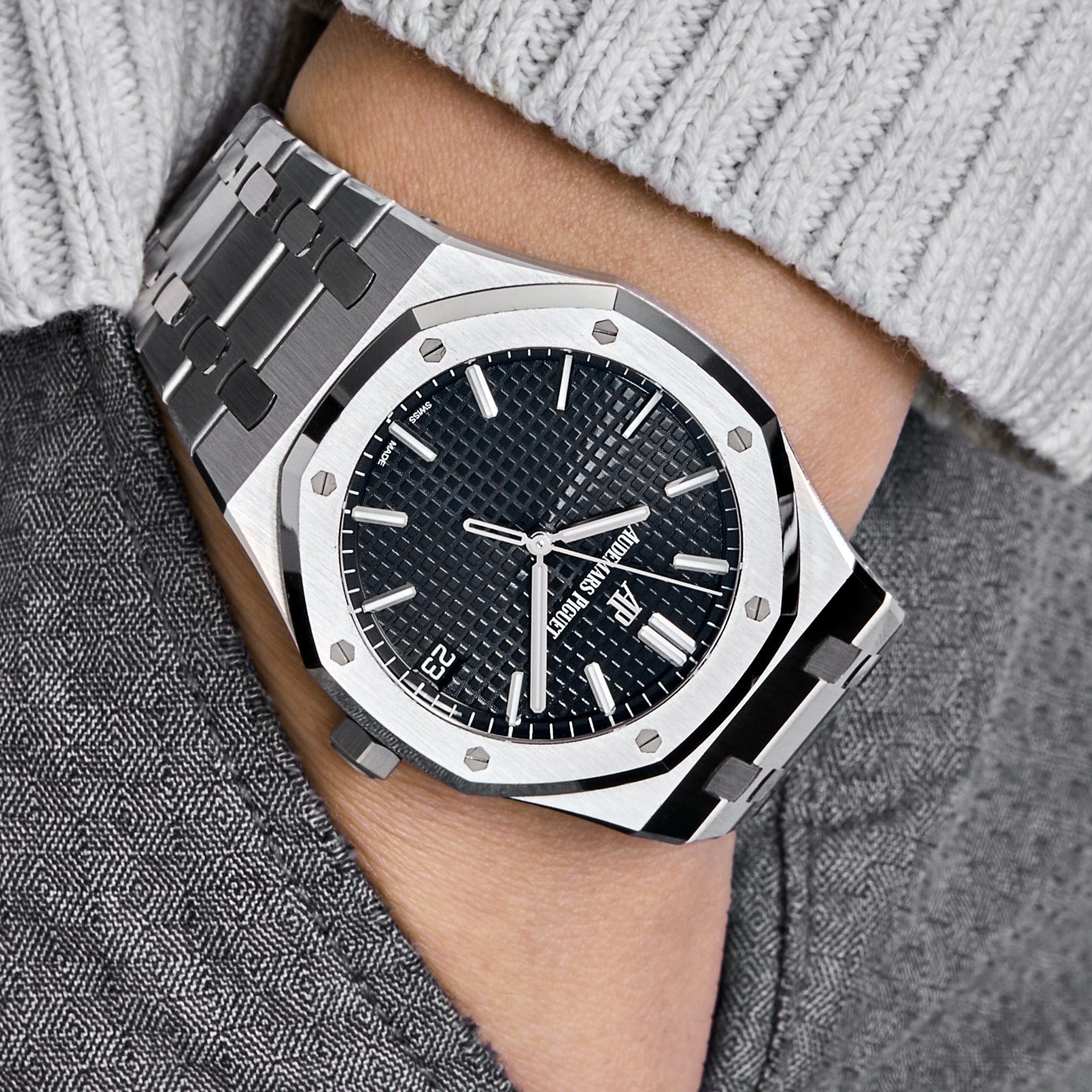 Audemars Piguet Royal Oak 15500ST.OO.1220ST.03 Selfwinding Stainless Steel Black Dial (2021)