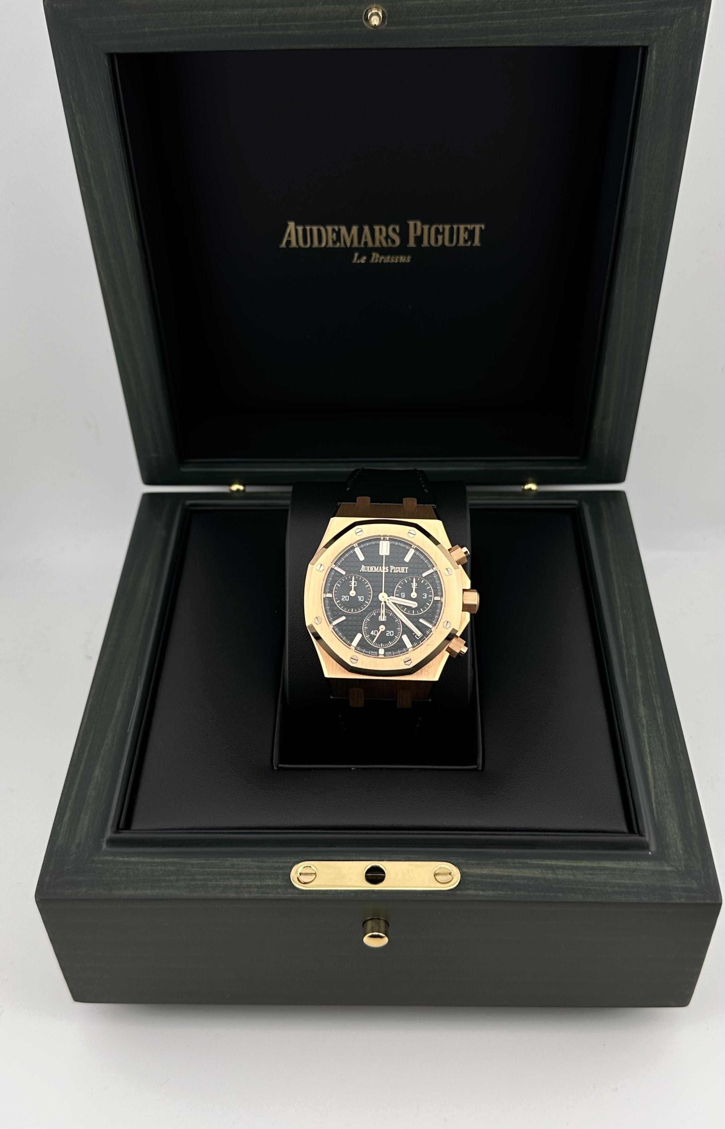 Audemars Piguet Royal Oak 26240OR.OO.D002CR.02 Selfwinding Chronograph Black Dial (2023)