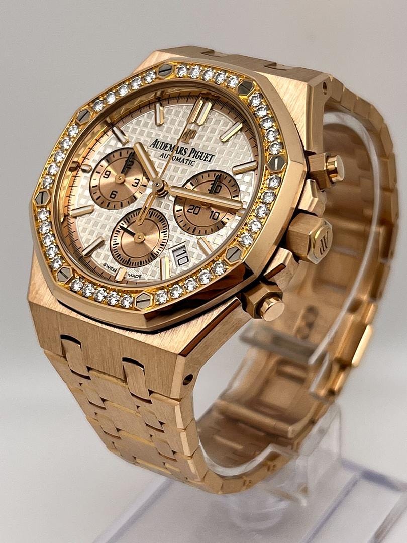 Audemars Piguet Royal Oak 26315OR.ZZ.1256OR.01 Chronograph Rose Gold Silver Dial Diamond Bezel (2021)