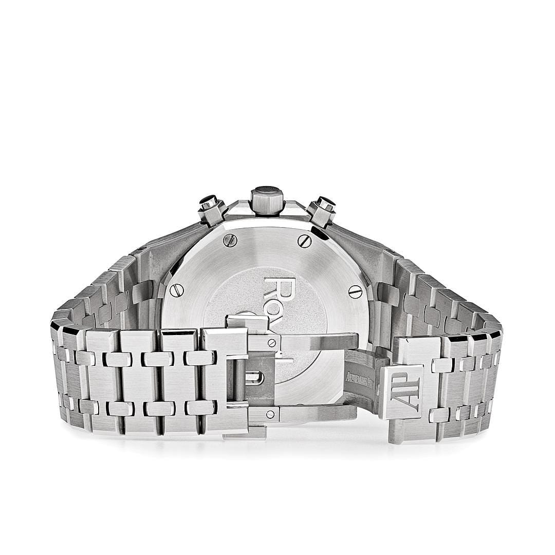 Audemars Piguet Royal Oak 26331ST.OO.1220ST.03 Selfwinding Chronograph Stainless Steel White Dial (2017)