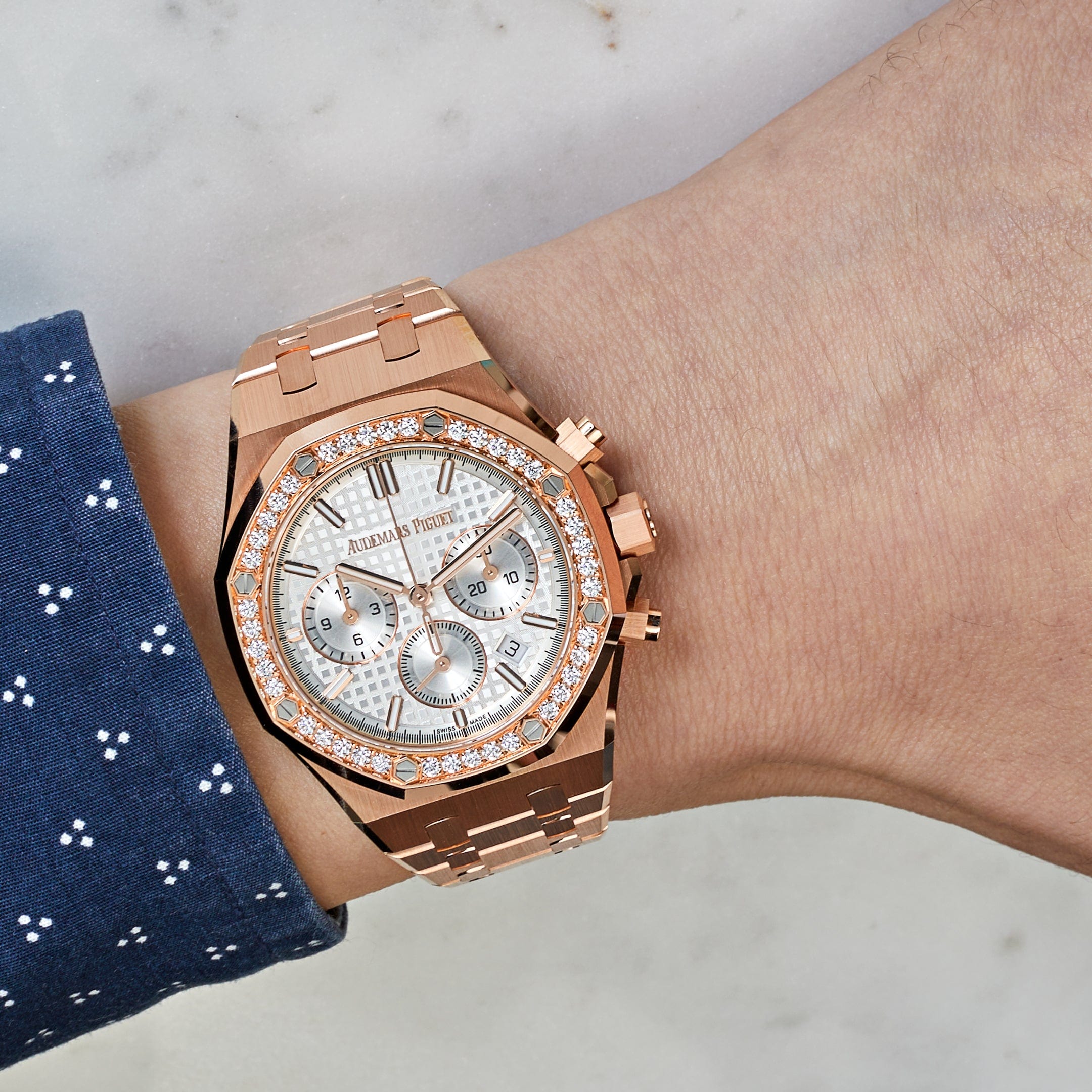 Audemars Piguet Royal Oak 26715OR.ZZ.1356OR.01 Selfwinding Chronograph Rose Gold Diamond Bezel (2022)