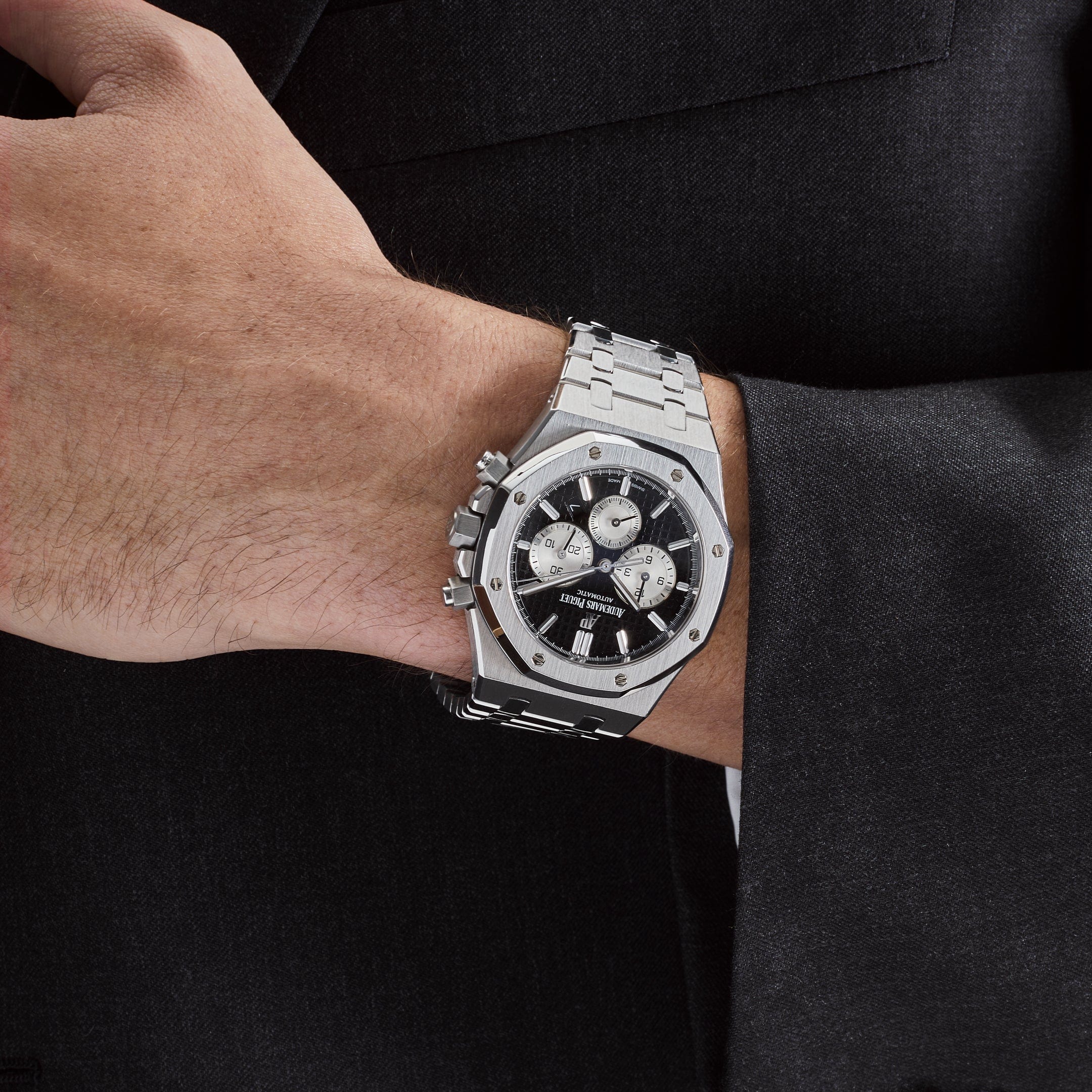 Audemars Piguet Royal Oak 26331ST.OO.1220ST.02 Selfwinding Chronograph Stainless Steel Black Dial