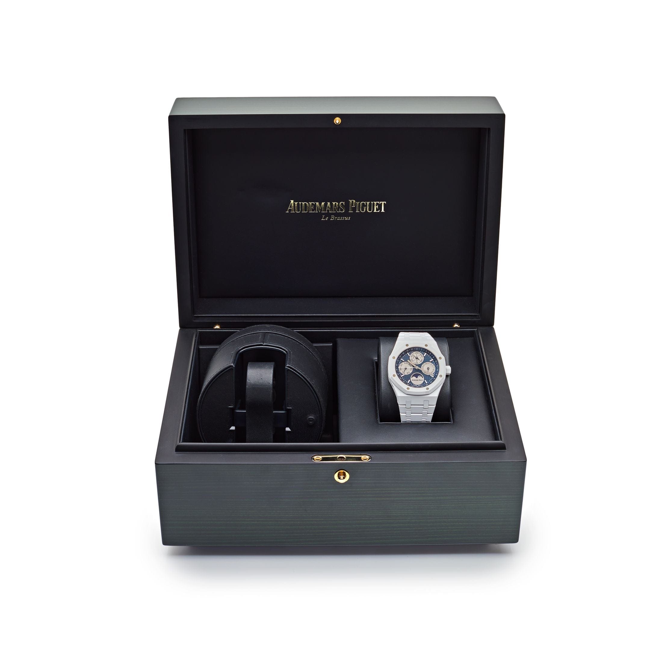 Audemars Piguet Royal Oak Perpetual Calendar 26579CB.OO.1225CB.01 White Ceramic Blue Dial (2021)