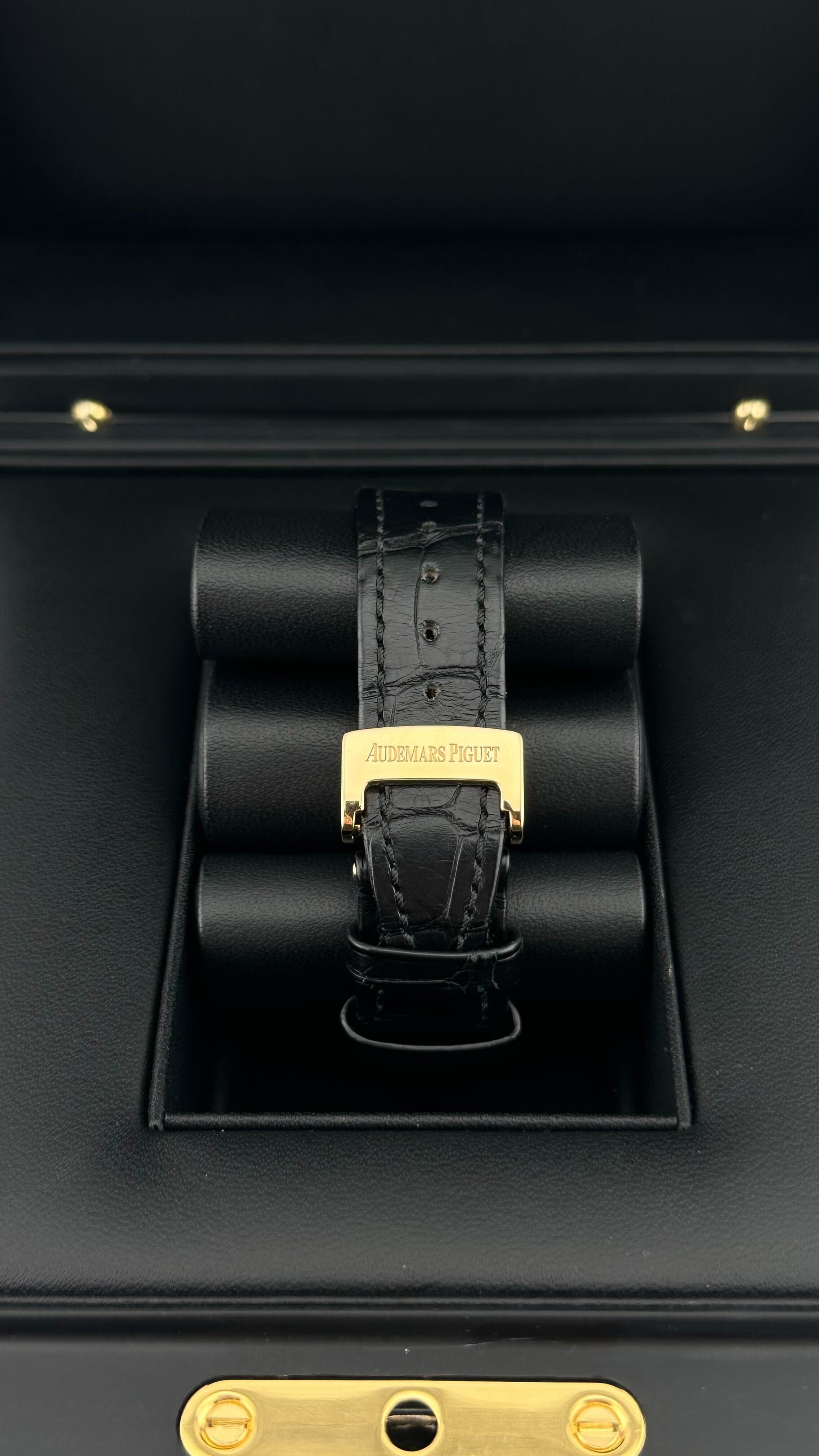 Audemars Piguet Royal Oak Selfwinding 15450OR.OO.D002CR.01 (2016) - Premium Luxury Product