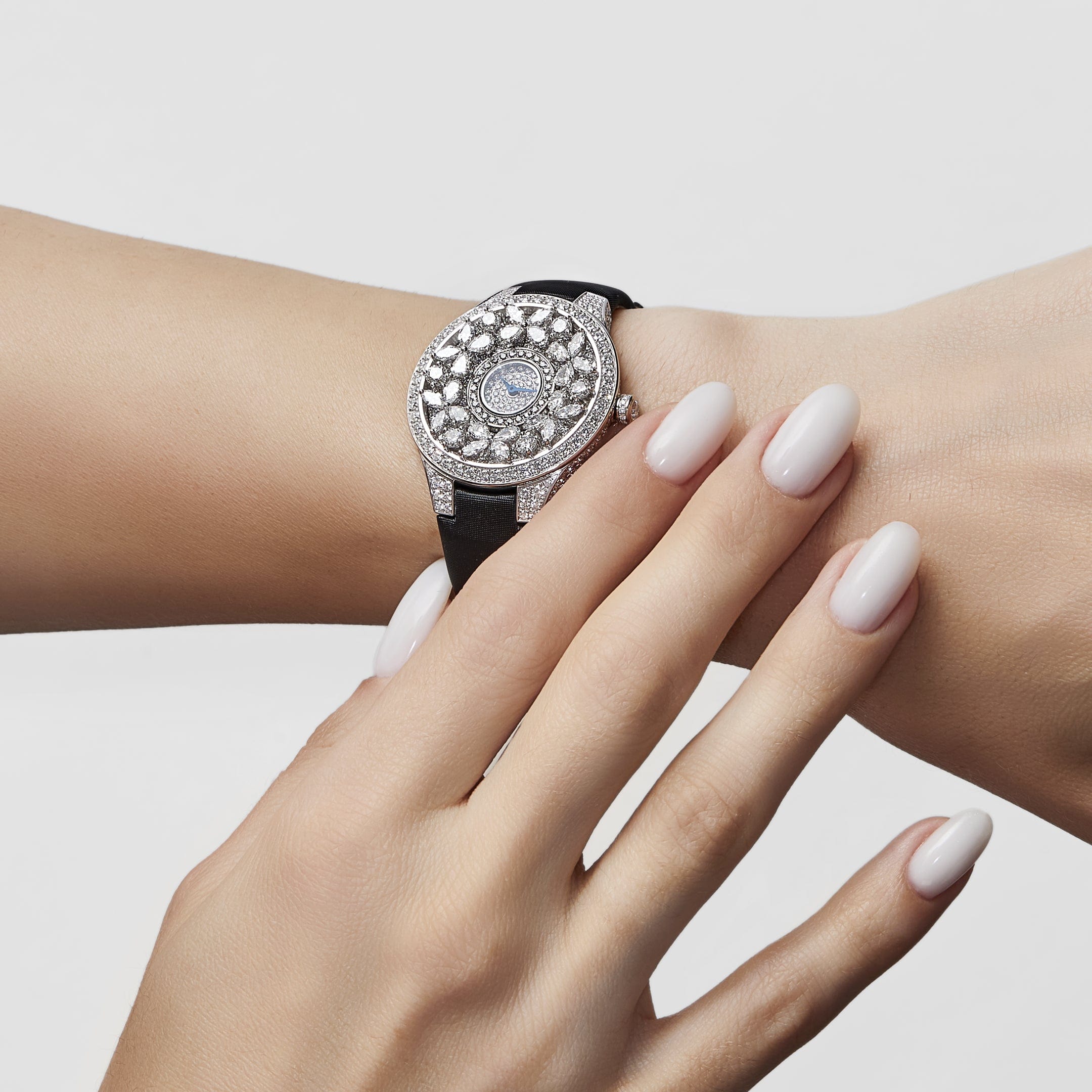 Graff Classic Butterfly Diamond Watch White Gold Diamond Dial