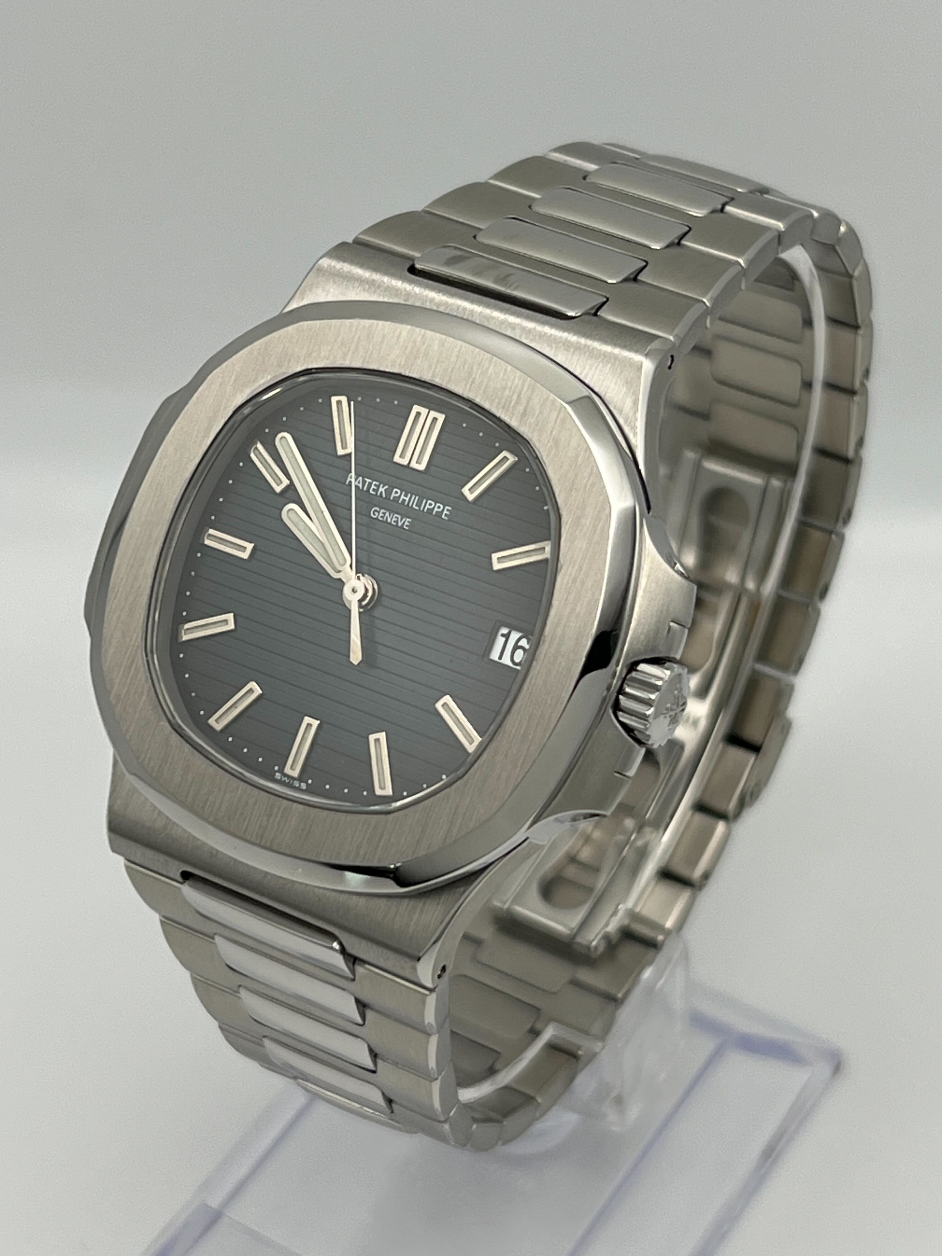 Patek Philippe Nautilus 5711/1A-001 Stainless Steel Blue Dial