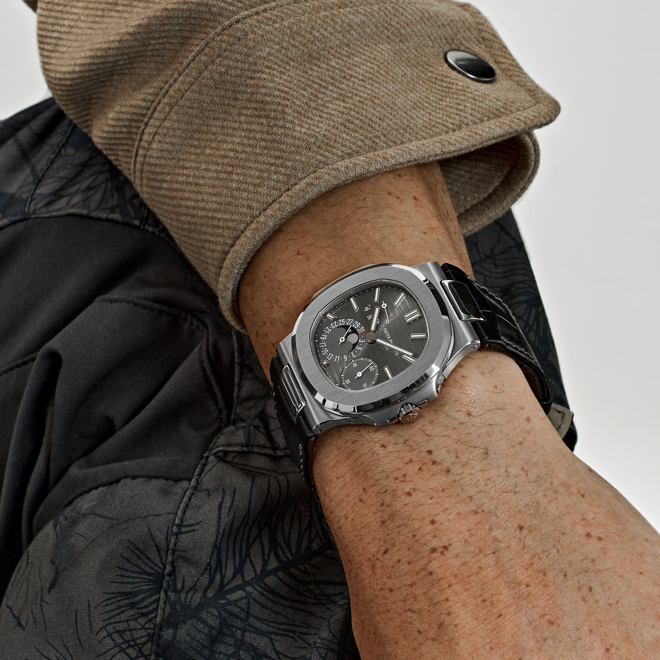 Patek Philippe Nautilus 5712G-001 Moon Phase (2019)