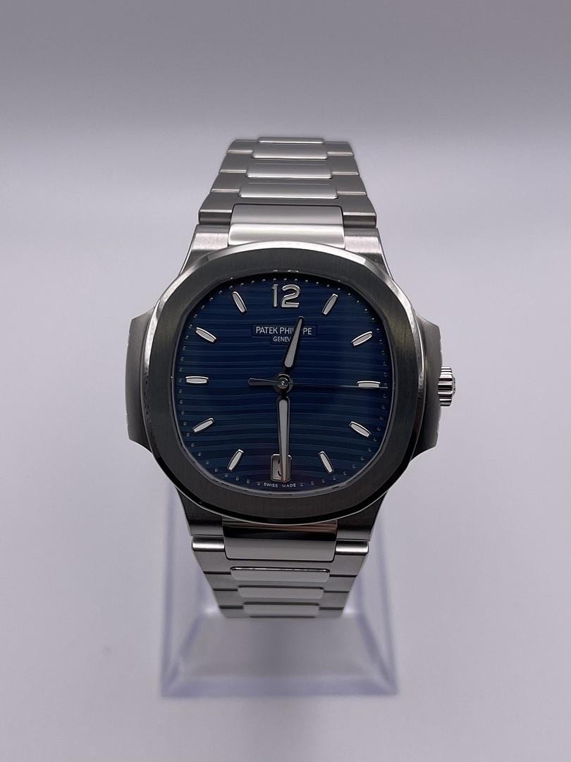 Patek Philippe Nautilus 7118/1A-001 'Ladies' Blue Dial