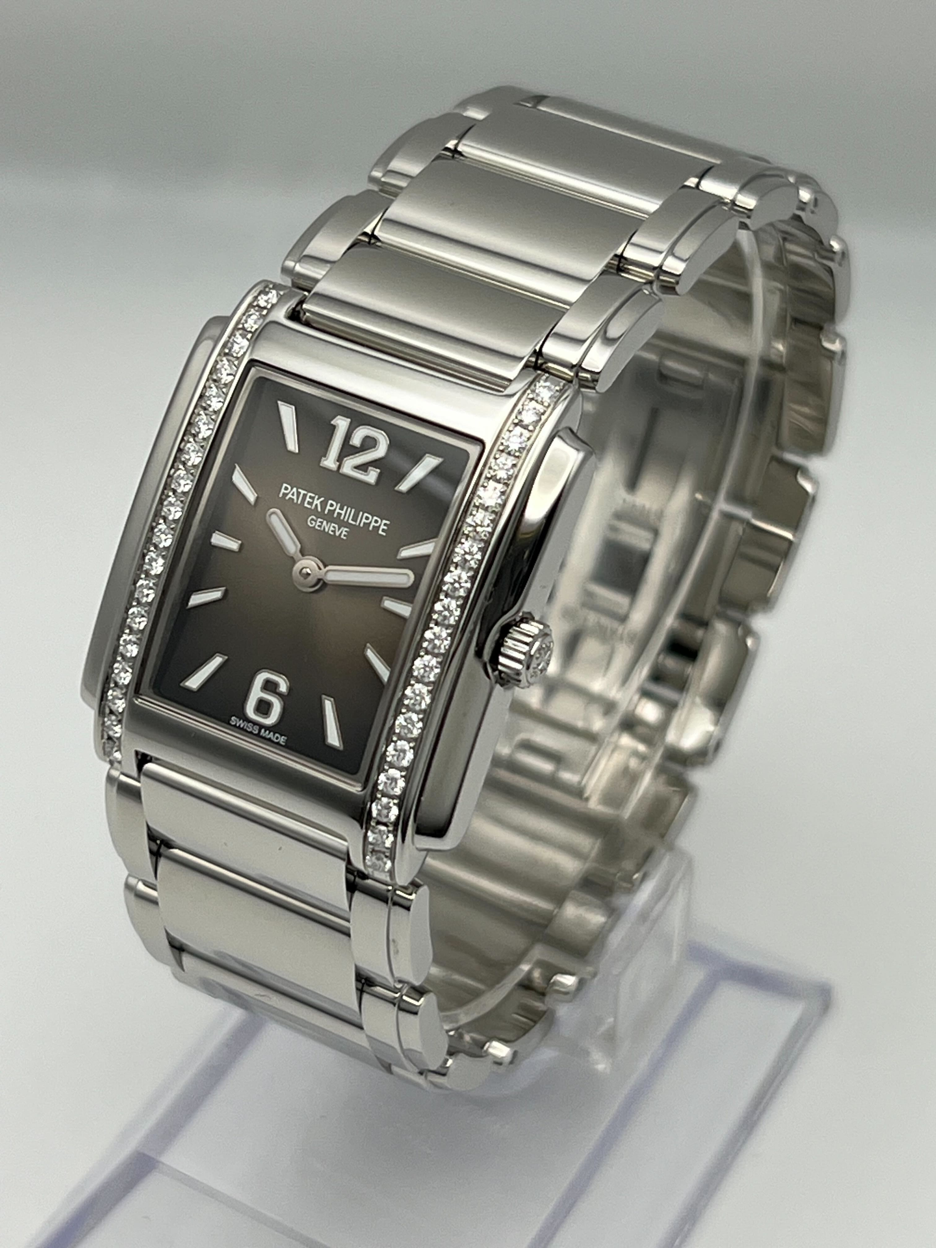 Patek Philippe Twenty-4 'Ladies' 4910/1200A-010 Quartz Stainless Steel Gray Dial Diamond (2023)