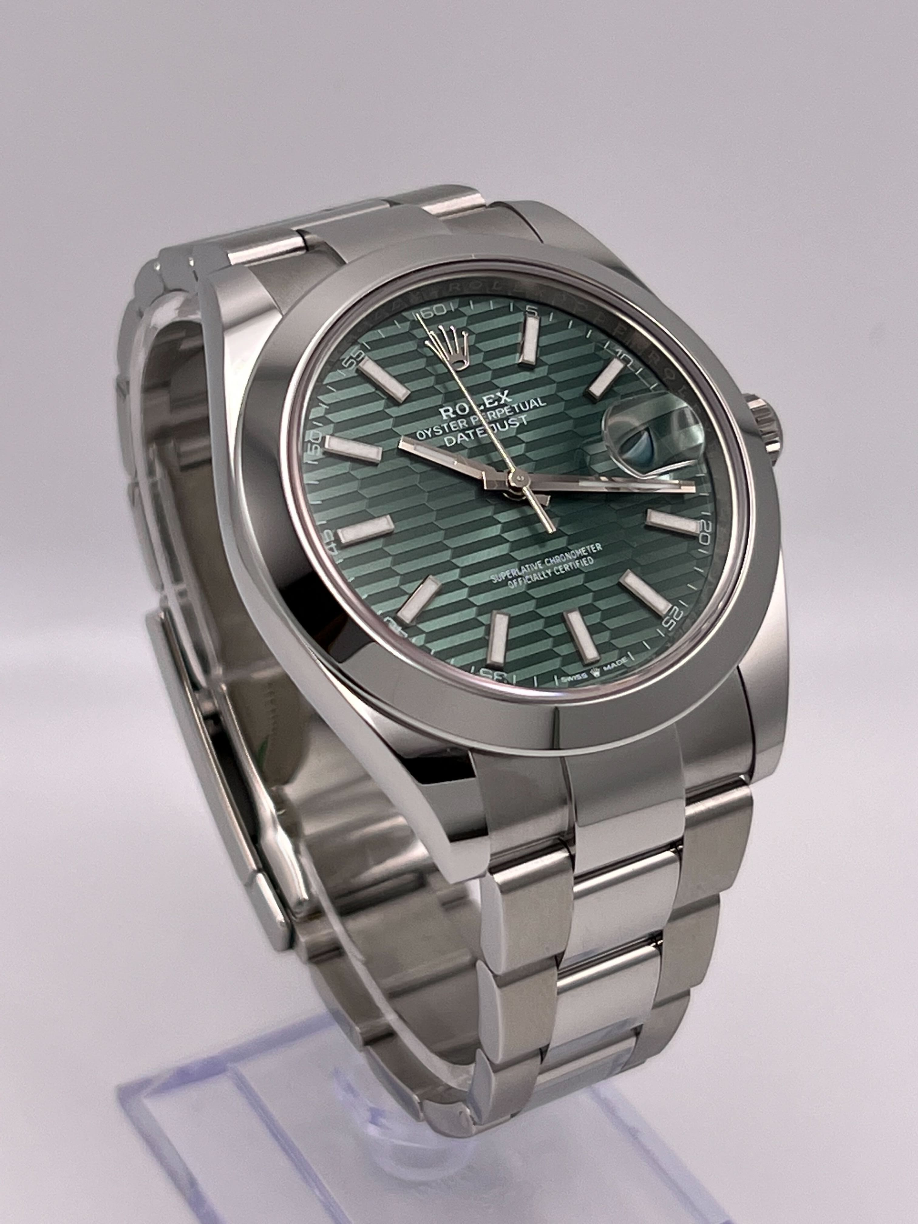 Rolex Datejust 126300 Stainless Steel Green Fluted-Motif Dial Oyster (2023)