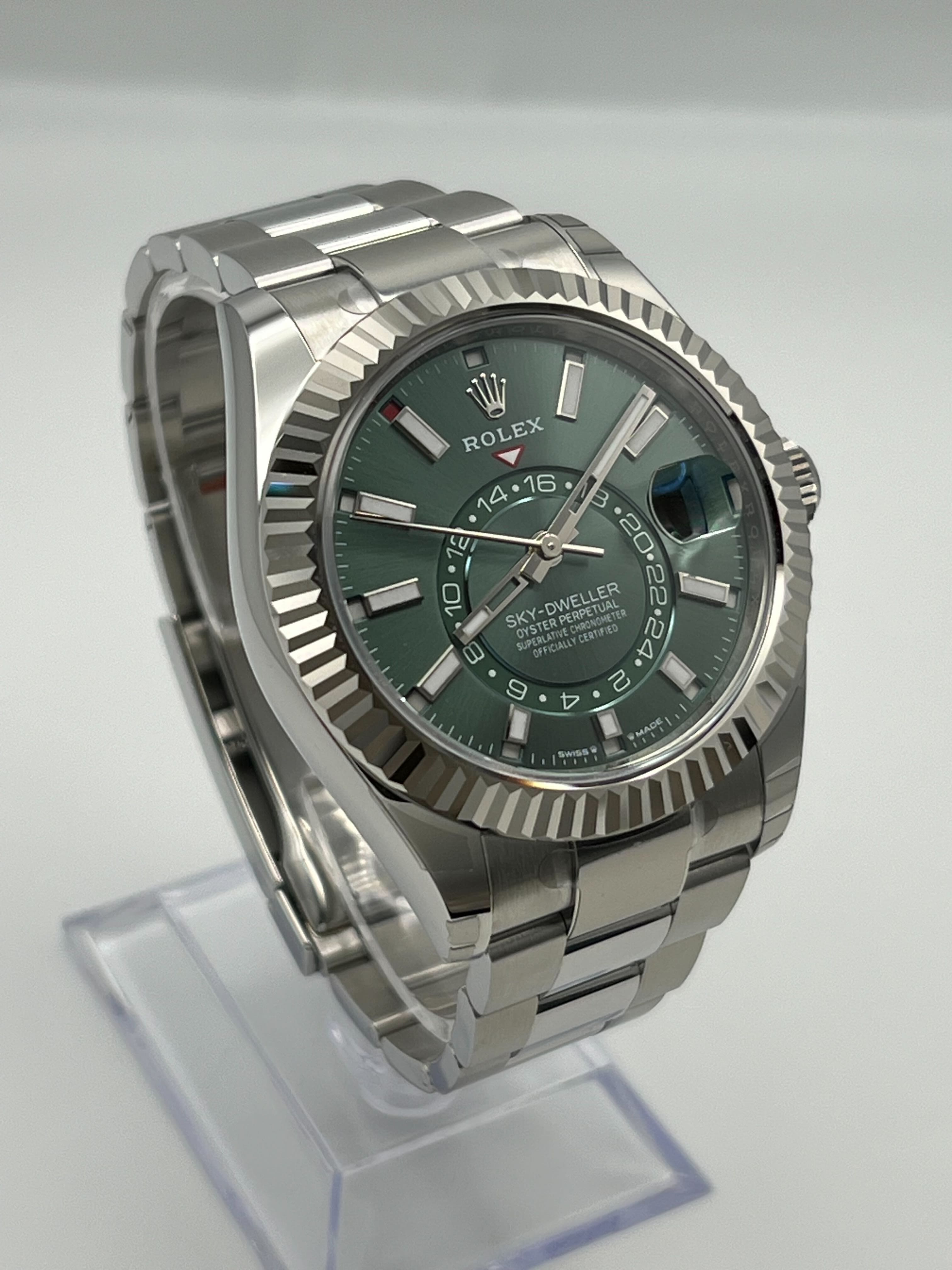 Rolex Sky-Dweller 336934 Stainless Steel Green Dial (2024)