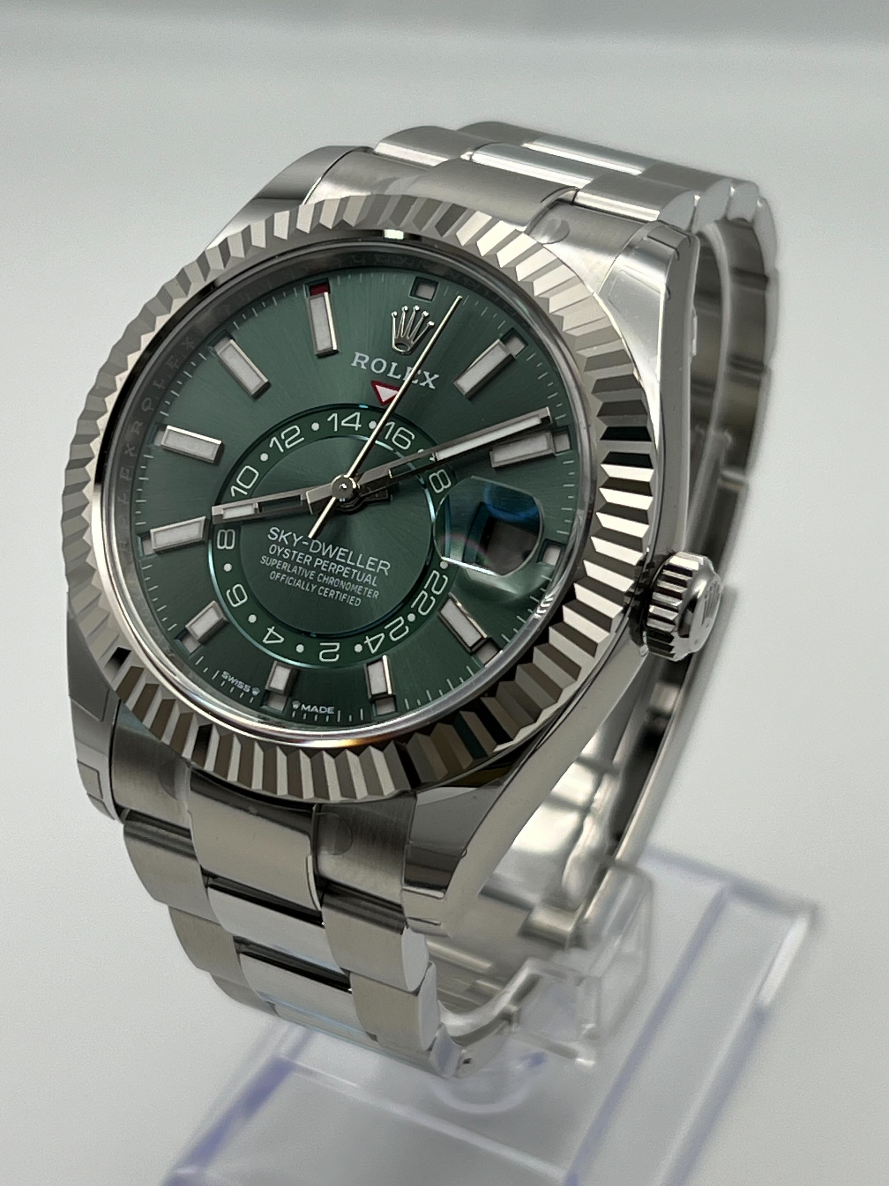 Rolex Sky-Dweller 336934 Stainless Steel Green Dial (2024)
